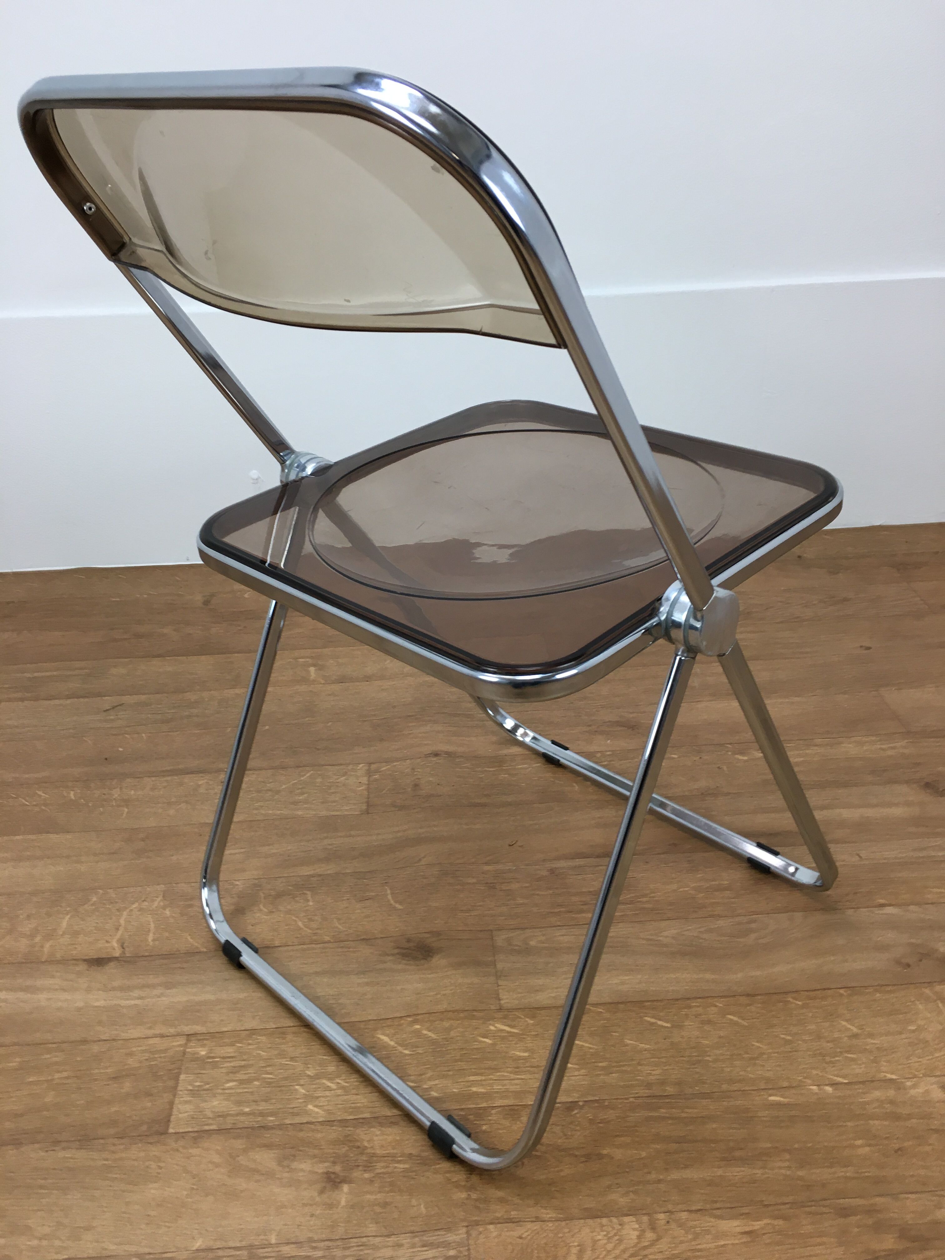 Giancarlo Piretti's Plia Chair for Anonima Castelli