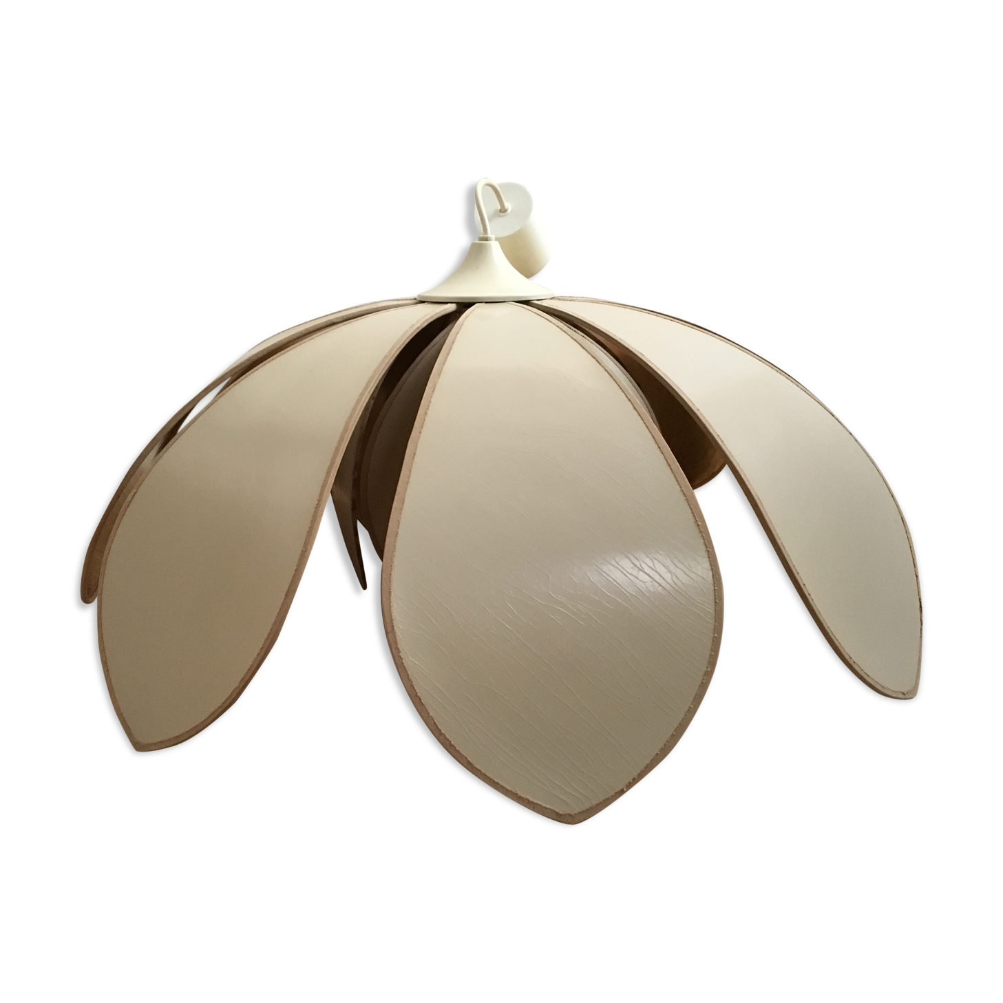 Suspension fleur petales beiges et dorees vintage
