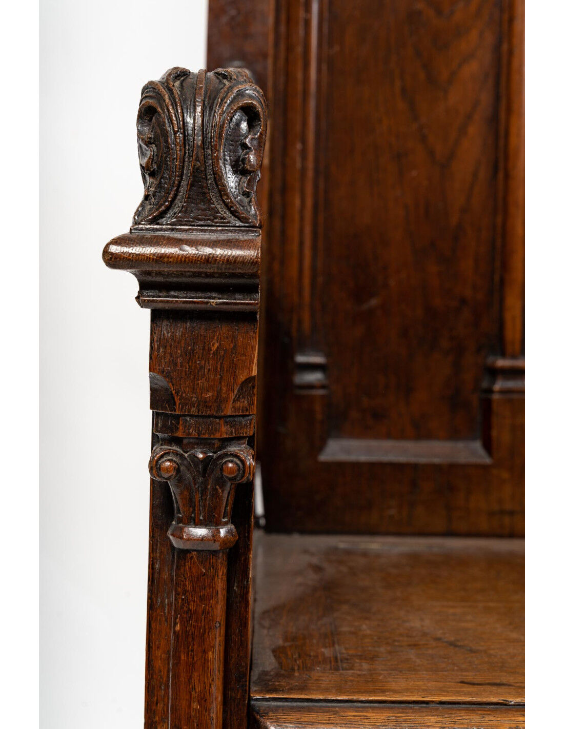 Neo-Gothic armchair in walnut, 19th century