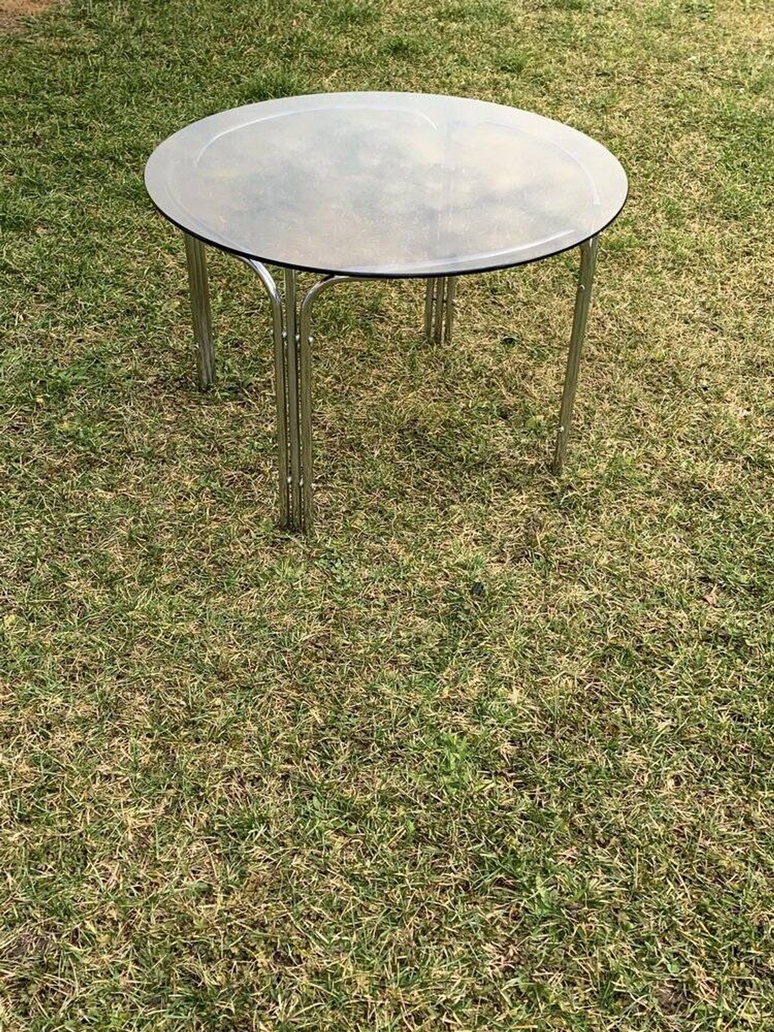 Table basse tubulaire en chrome, années 1960