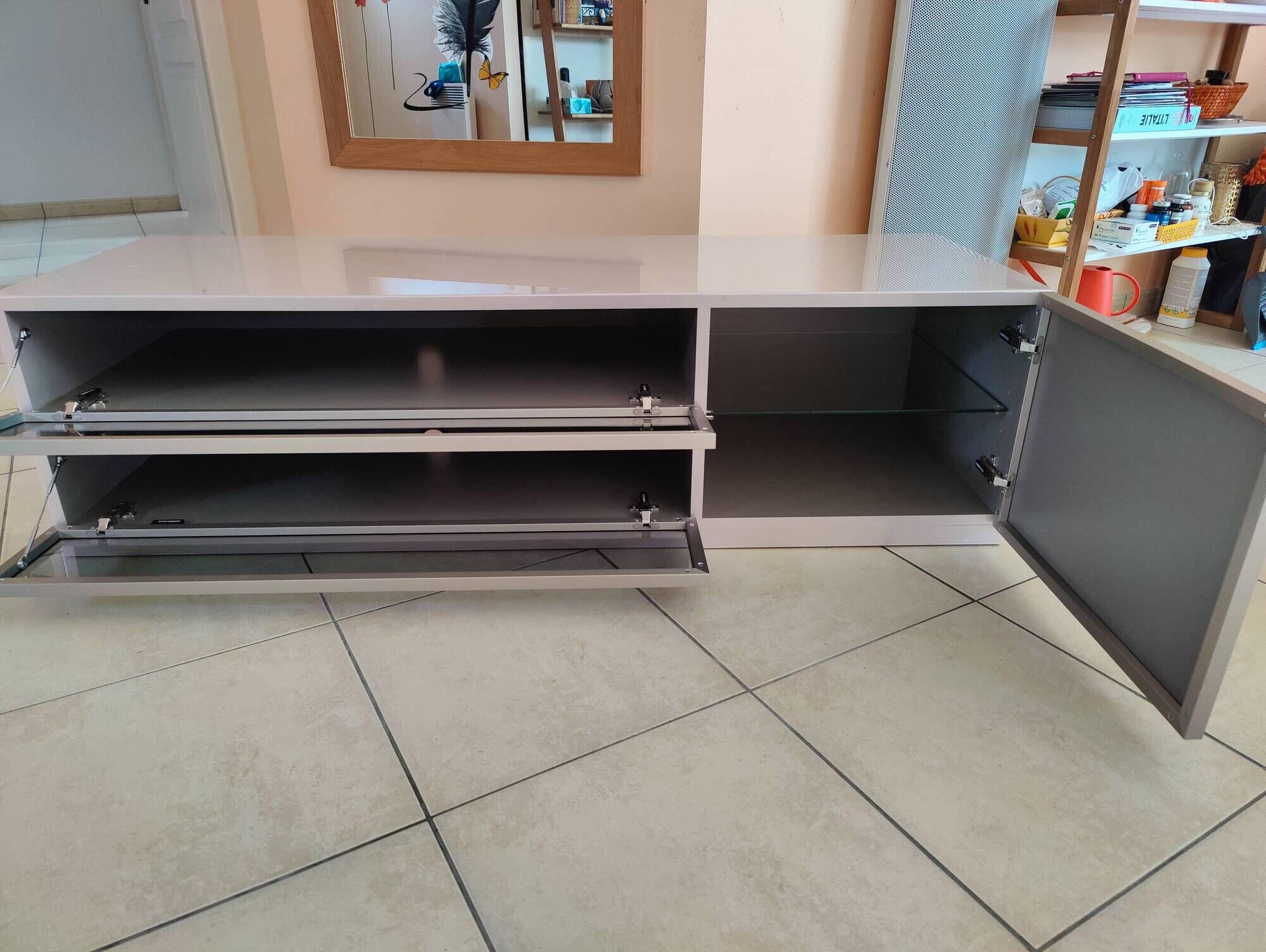 TV cabinet