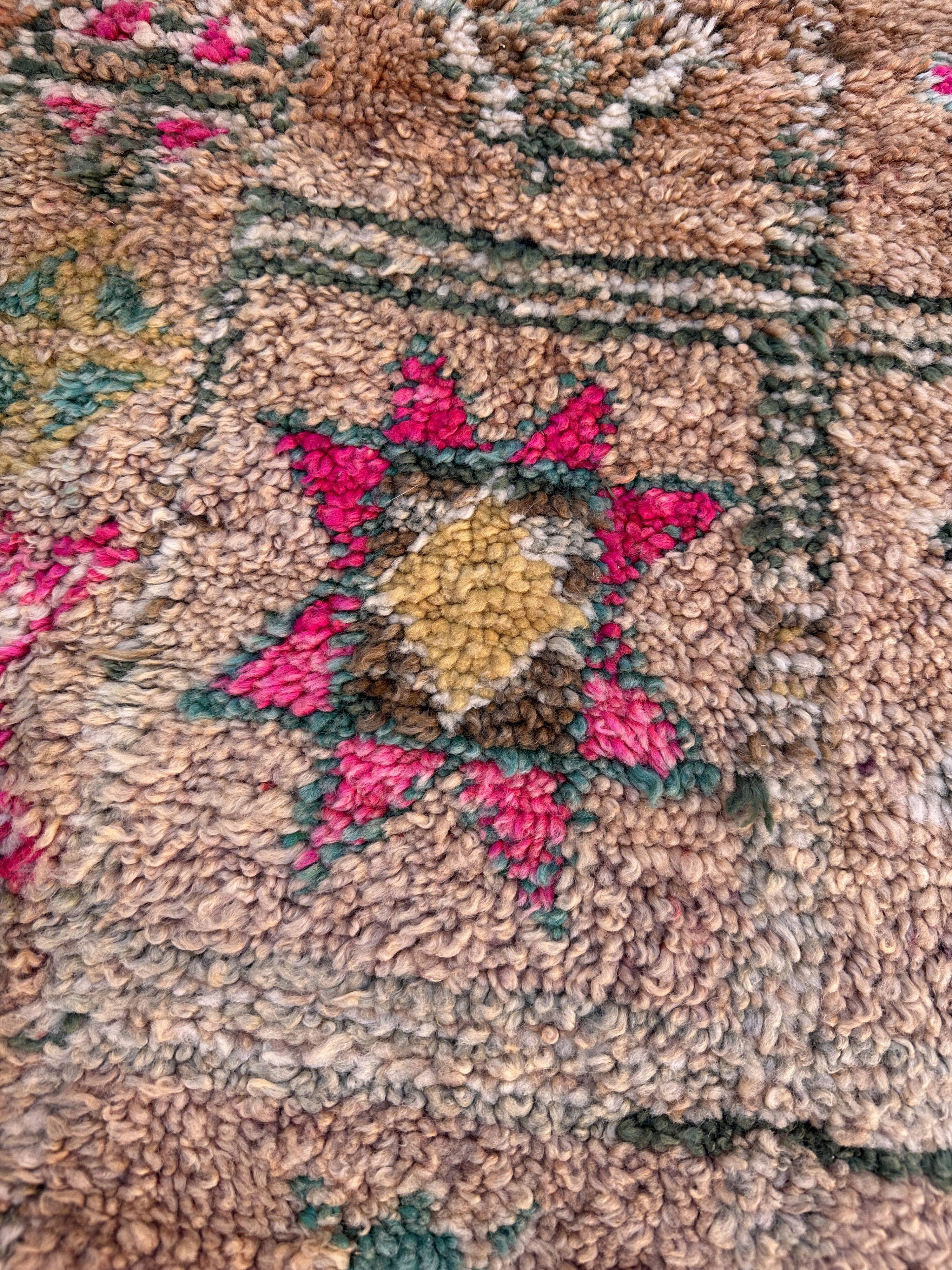 Moroccan carpet - 177 x 282 cm