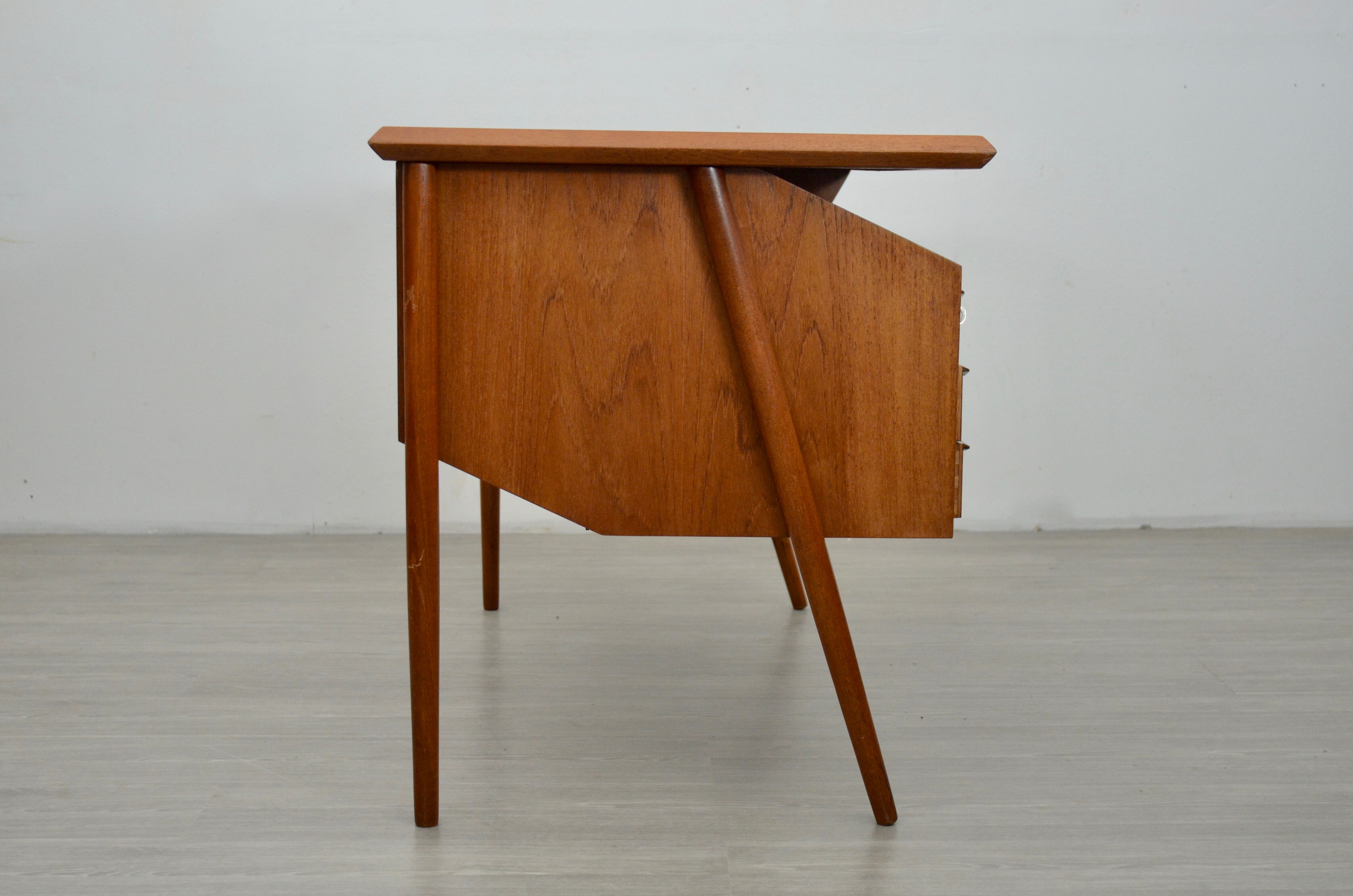 Mid century teak desk by Tibergaard, 1960s