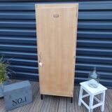 Boarding locker room cabinet