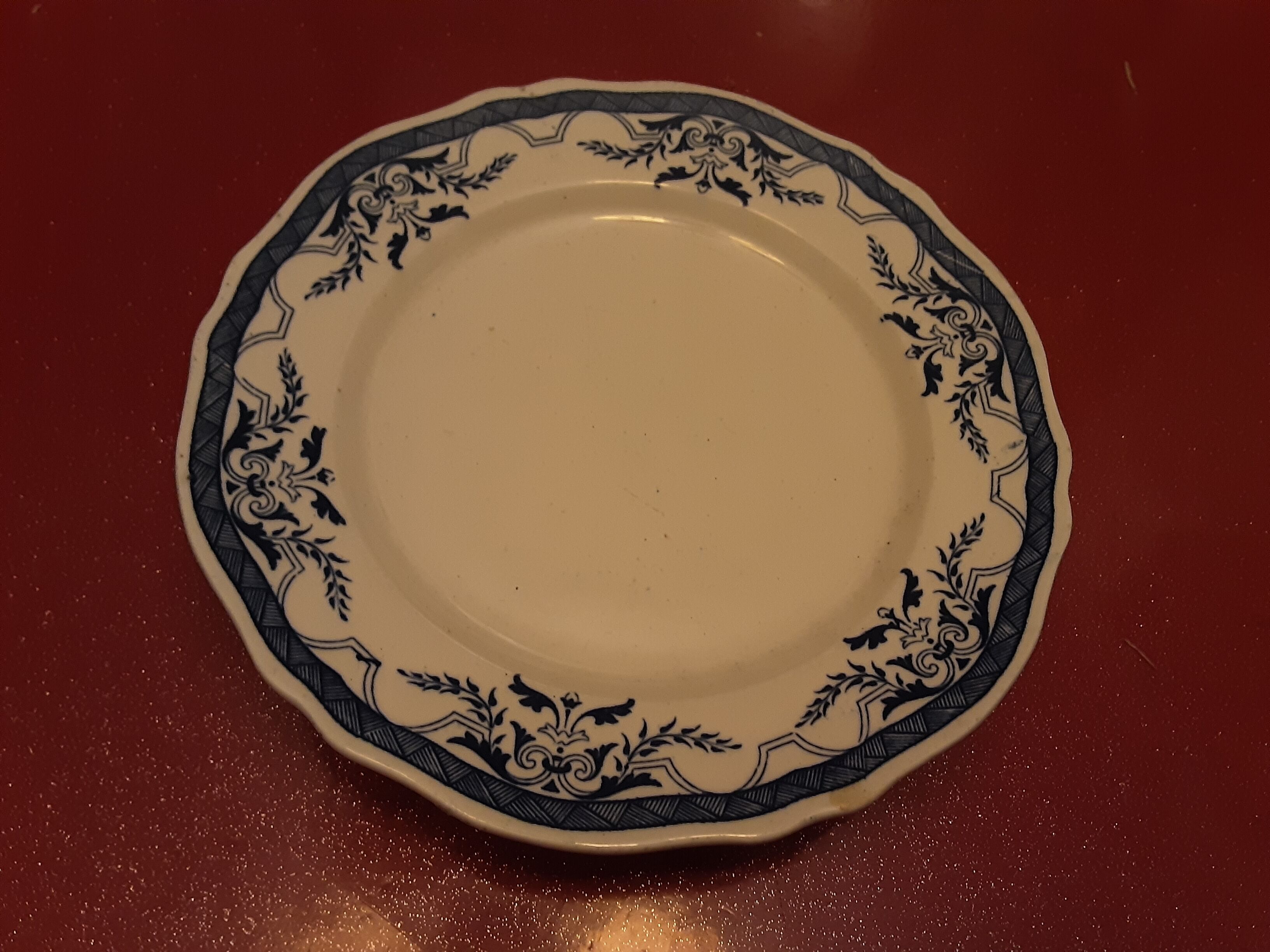 Flat cake faience luneville keller and guerin model villeray