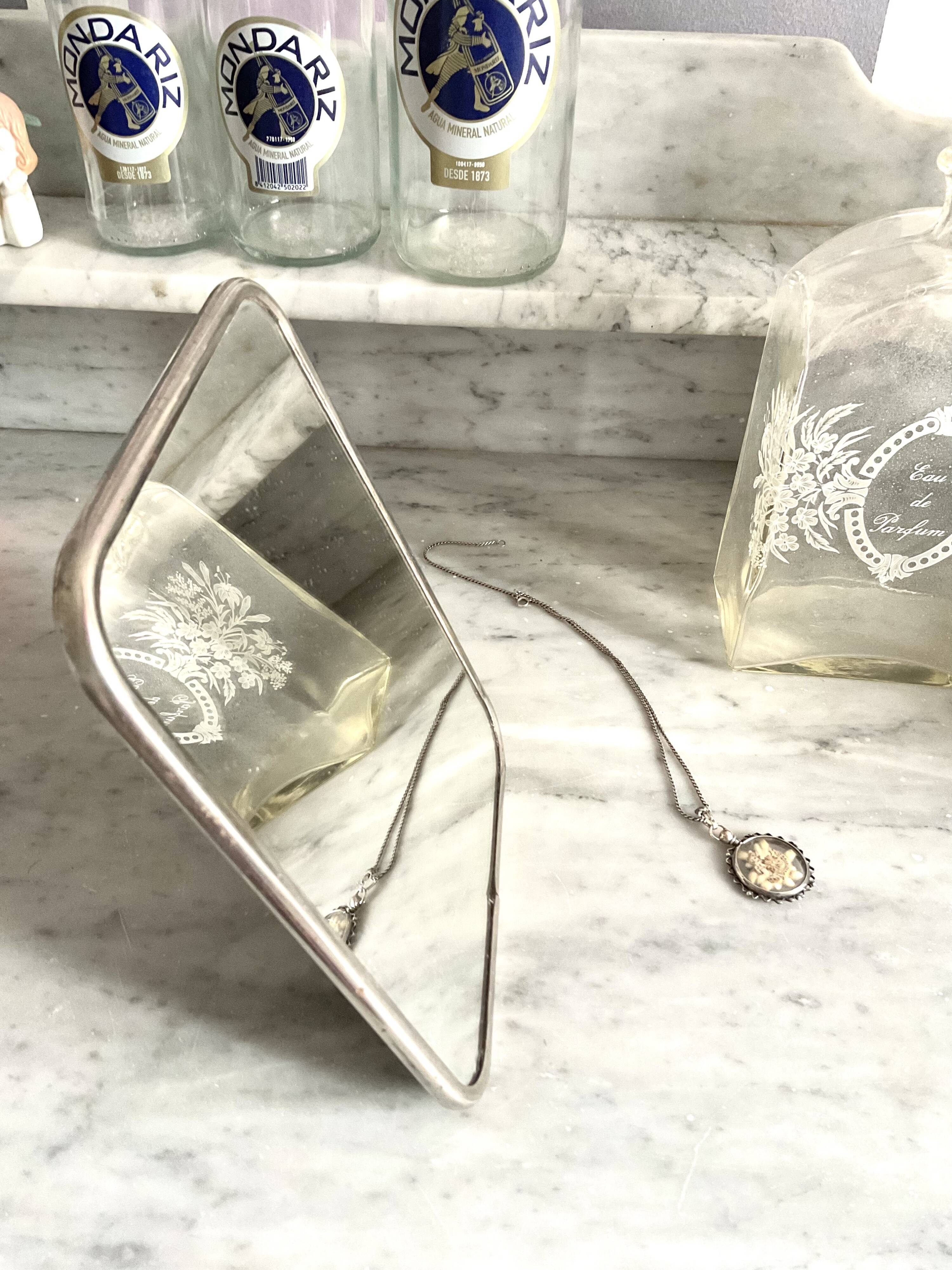 Vintage barber mirror 15x20cm