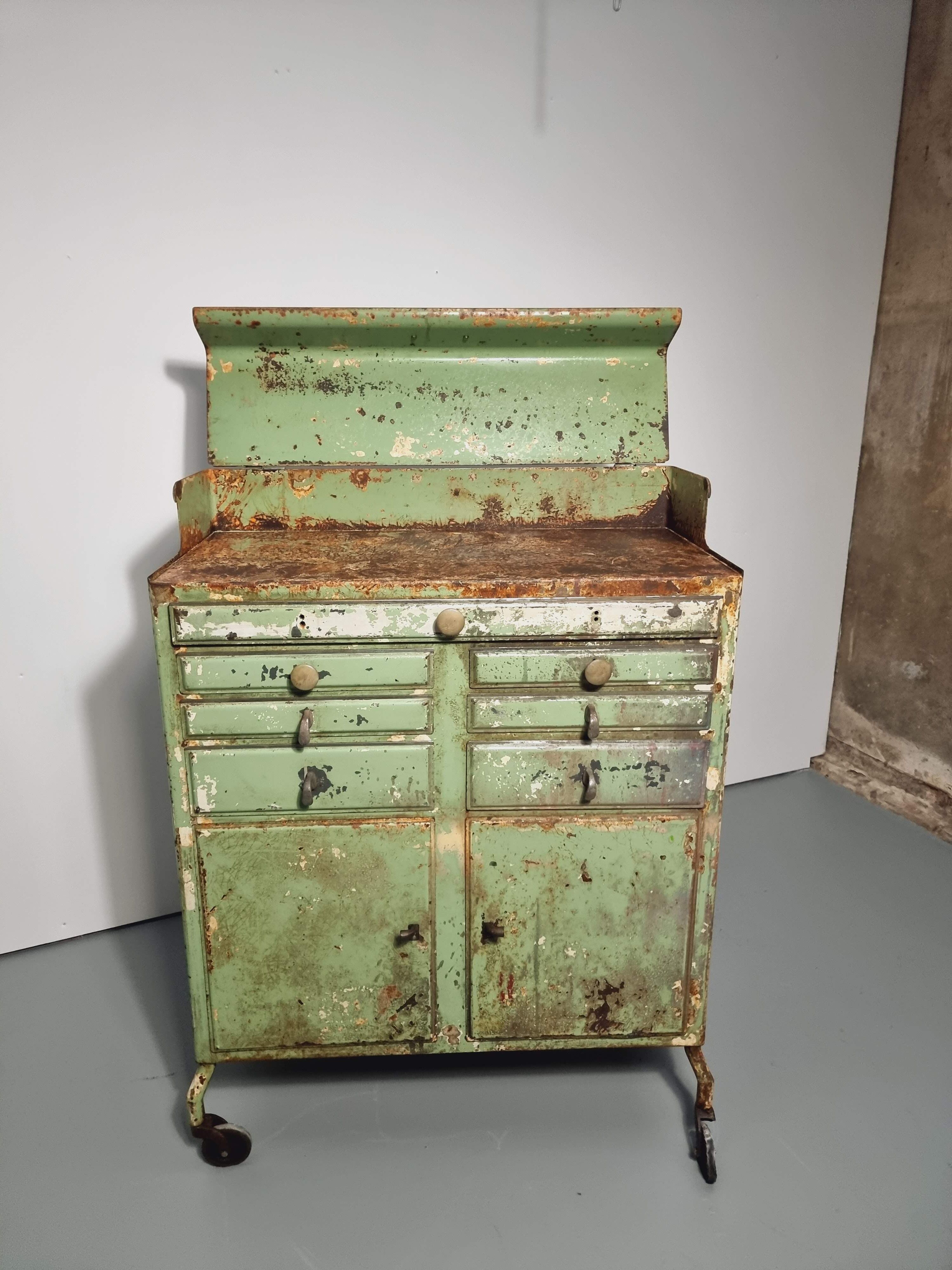 Meuble de métier