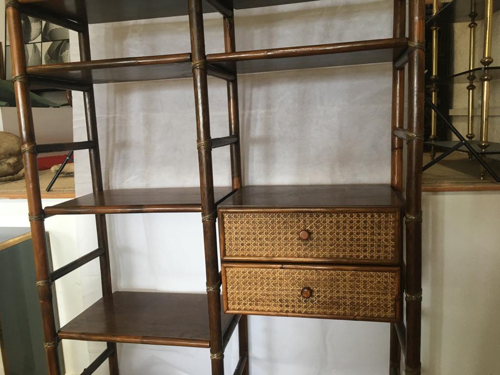 Étagère bois et cannage XXe siècle