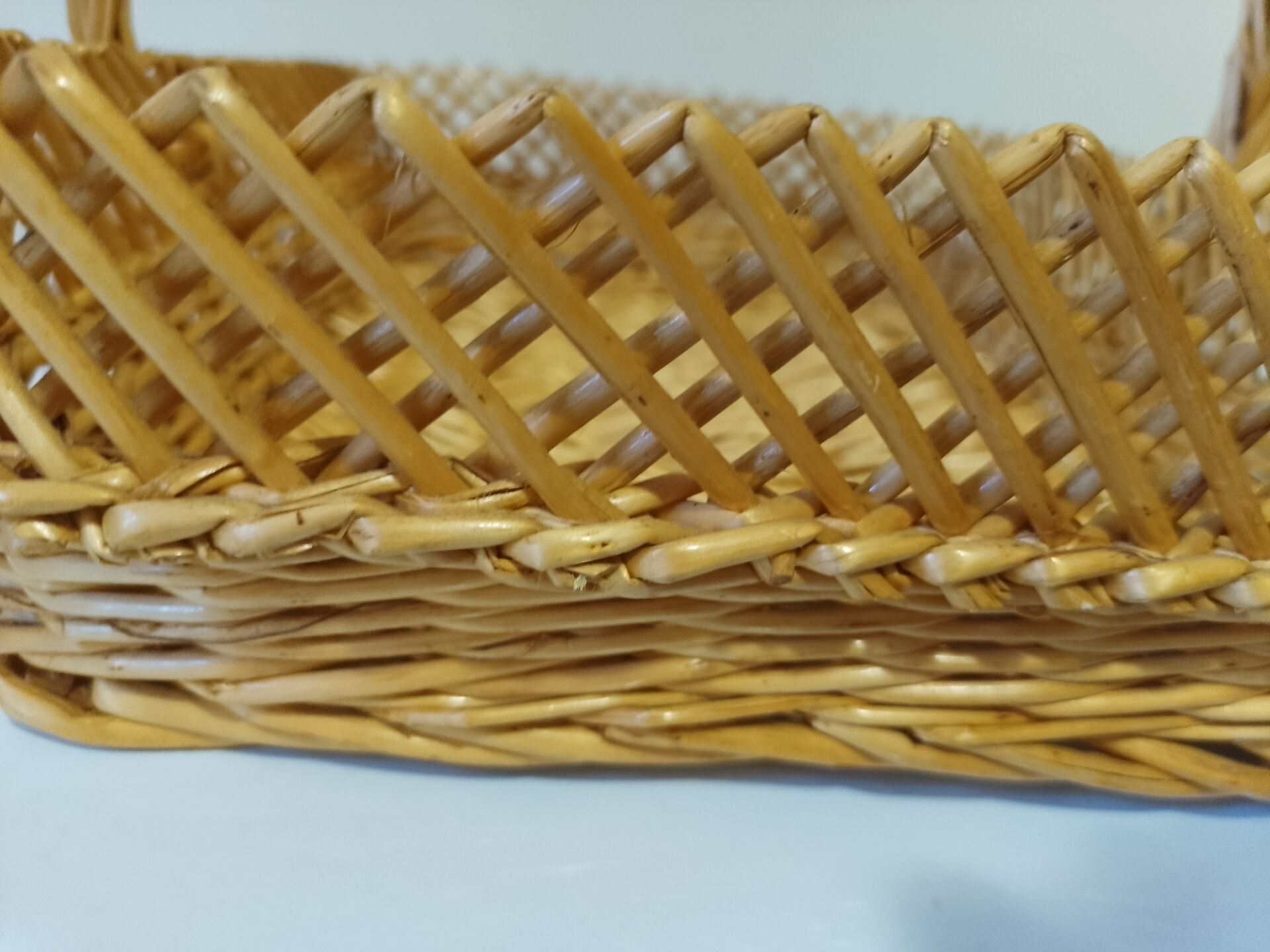 Panier à anse en osier