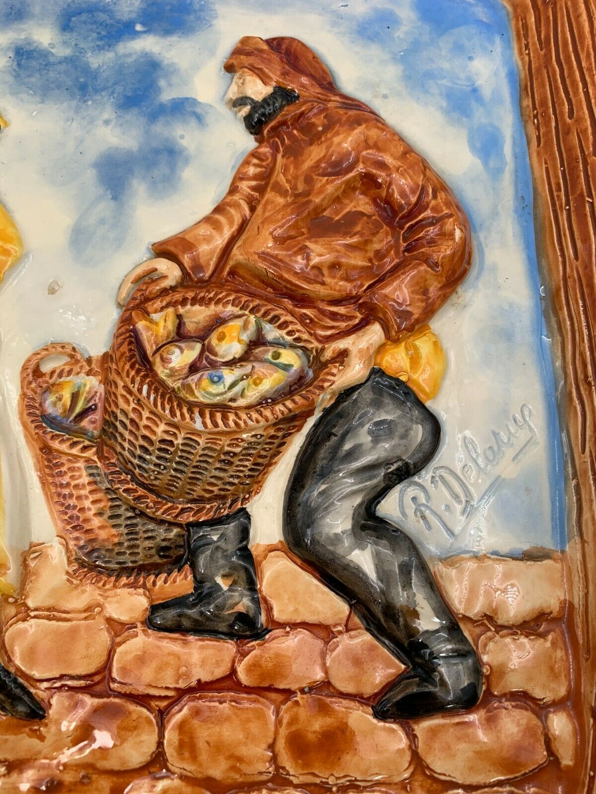 DISH IN BARBOTINE SCENE OF FISHERMAN 1960 FORT RELIEF RENE DELARUE DEVRES
