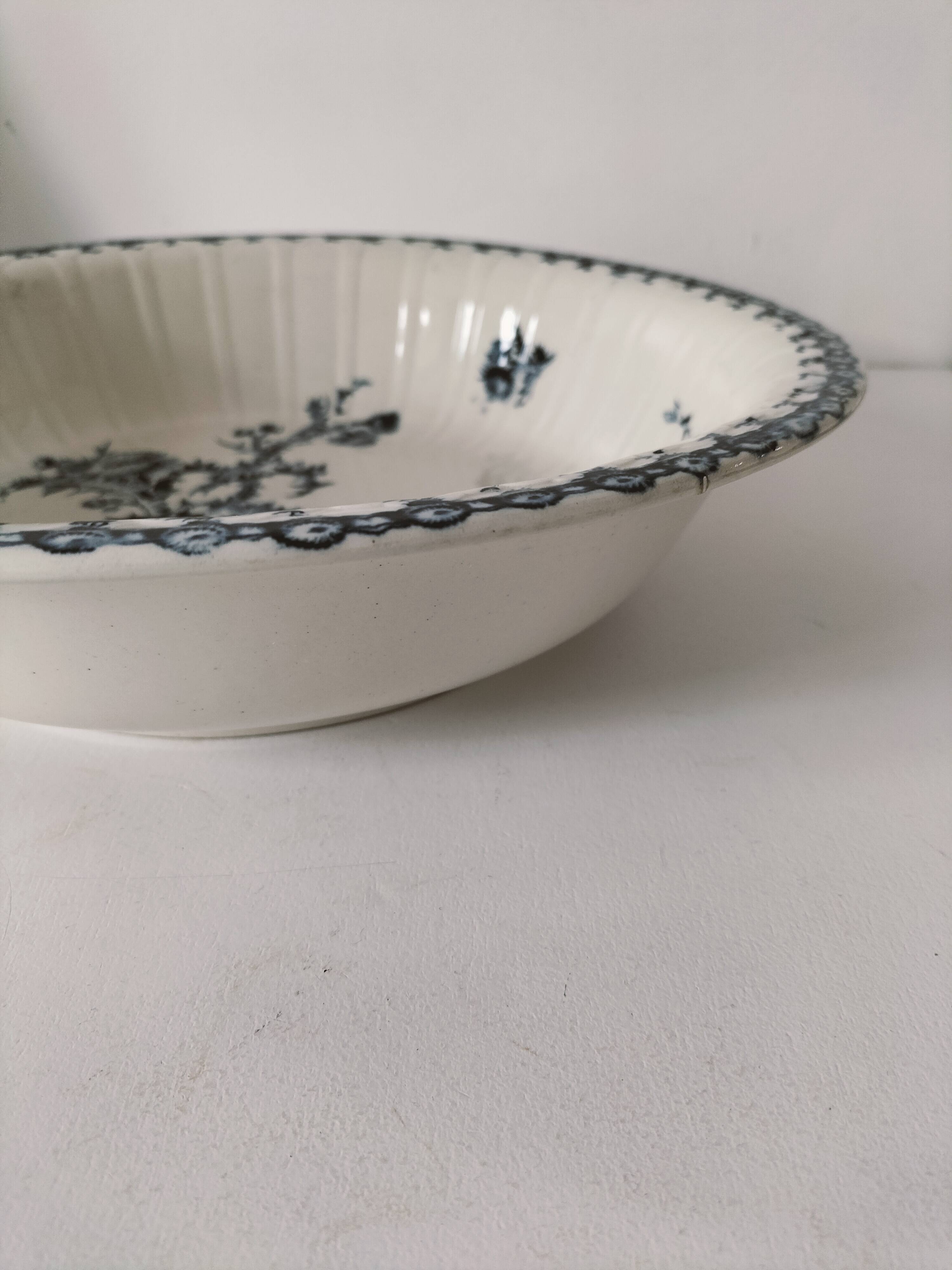 Large antique Gien hollow dish, Chardons blue model – fine 19th century earthenware