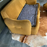 3-seater velvet sofa bed