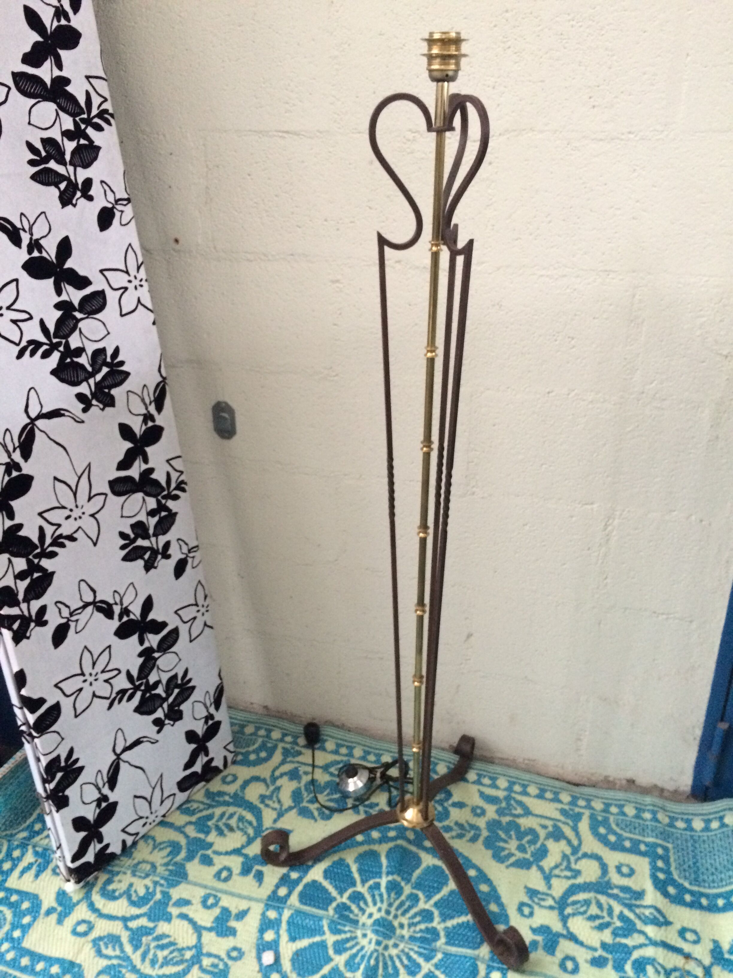 Lamppost twisted wrought iron and brass vintage