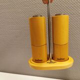 Moulins à poivre et à sel conçus par Royal Raadvad. Fin du 20ème siècle.