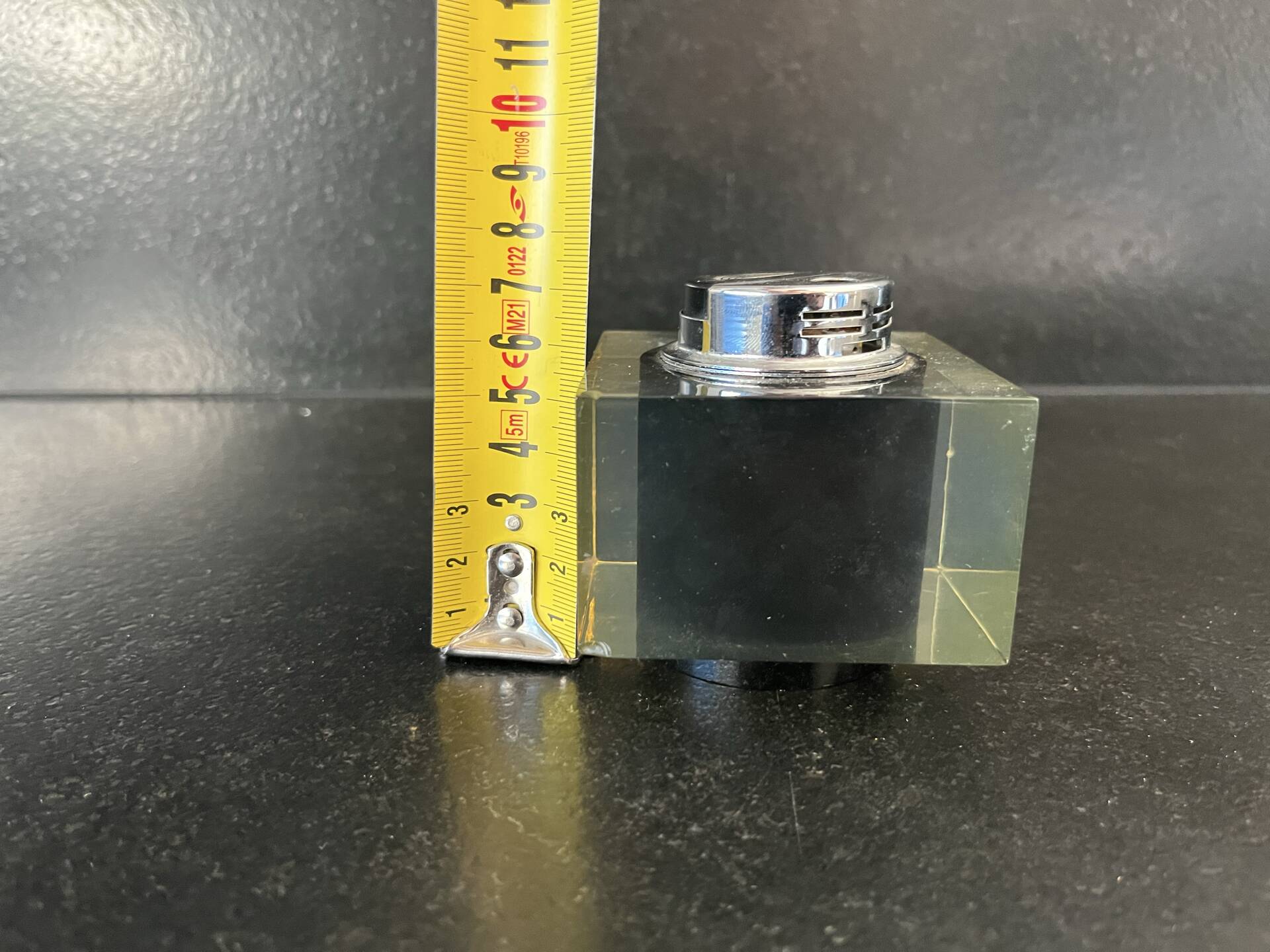 Sarome Japan table lighter