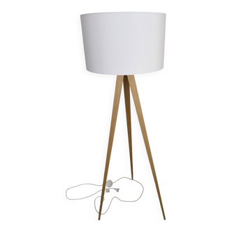 Scandinavian floor lamp - linen and solid wood