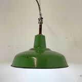 Vintage industrial suspension 50's in green enamelled sheet metal