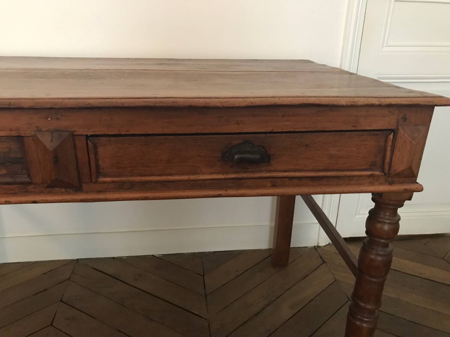 Bureau en bois tropical