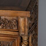 Oratory in solid walnut, Neo-Gothic Renaissance style – Late 19th century