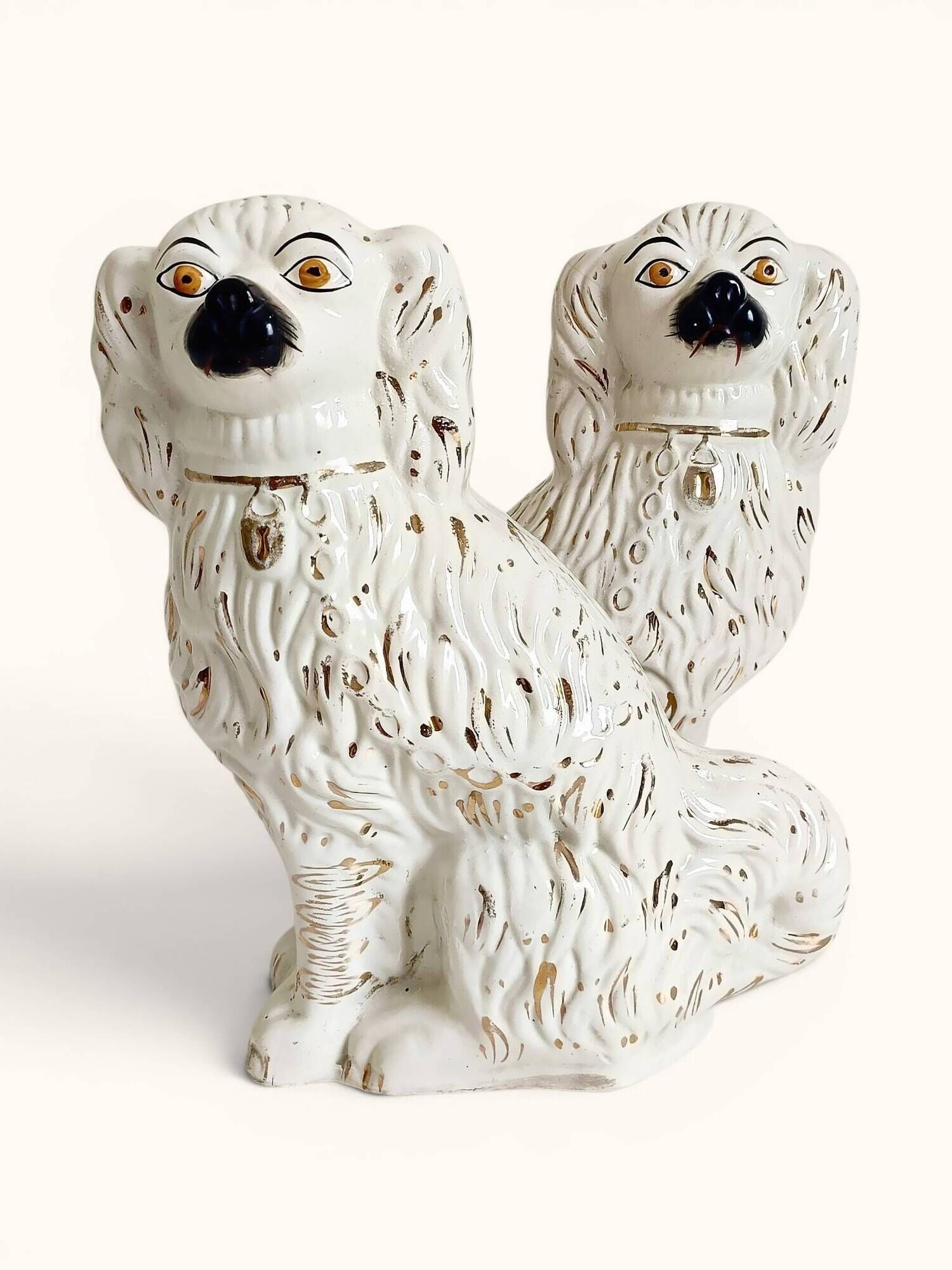 Pair of King Charles Spaniel dogs in Staffordshire majolica style.