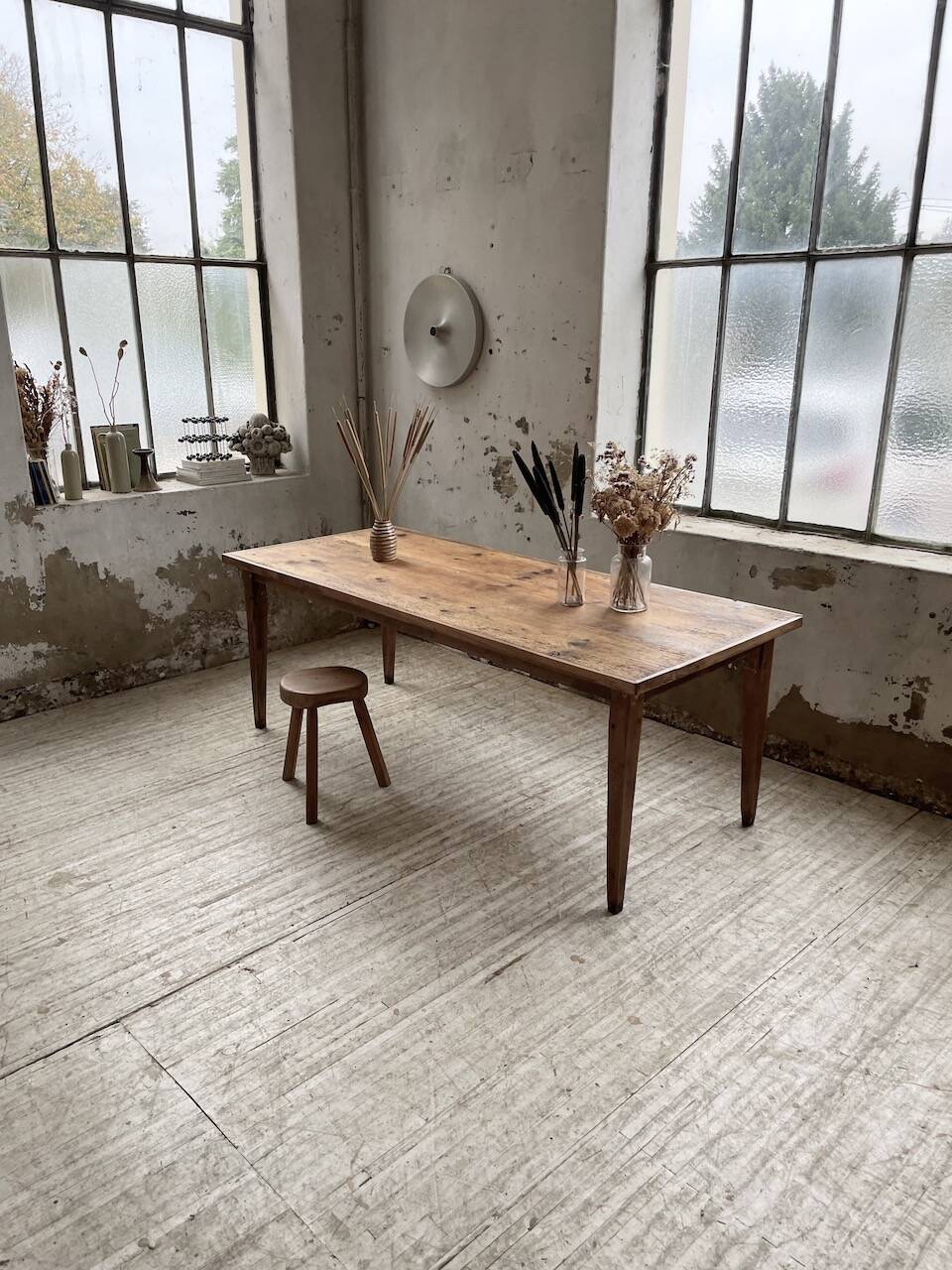 Farmhouse table with spindle legs 2m