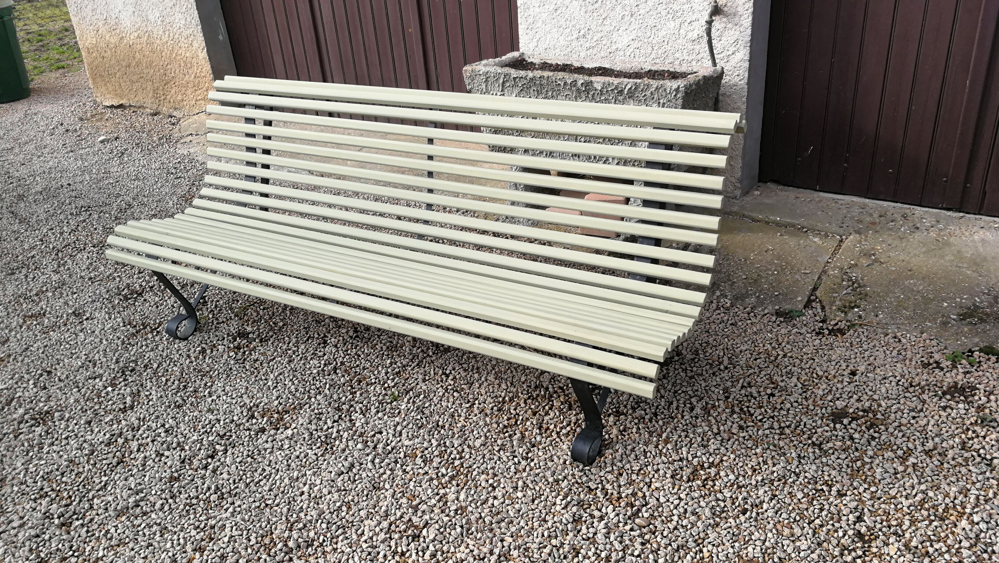 Garden bench