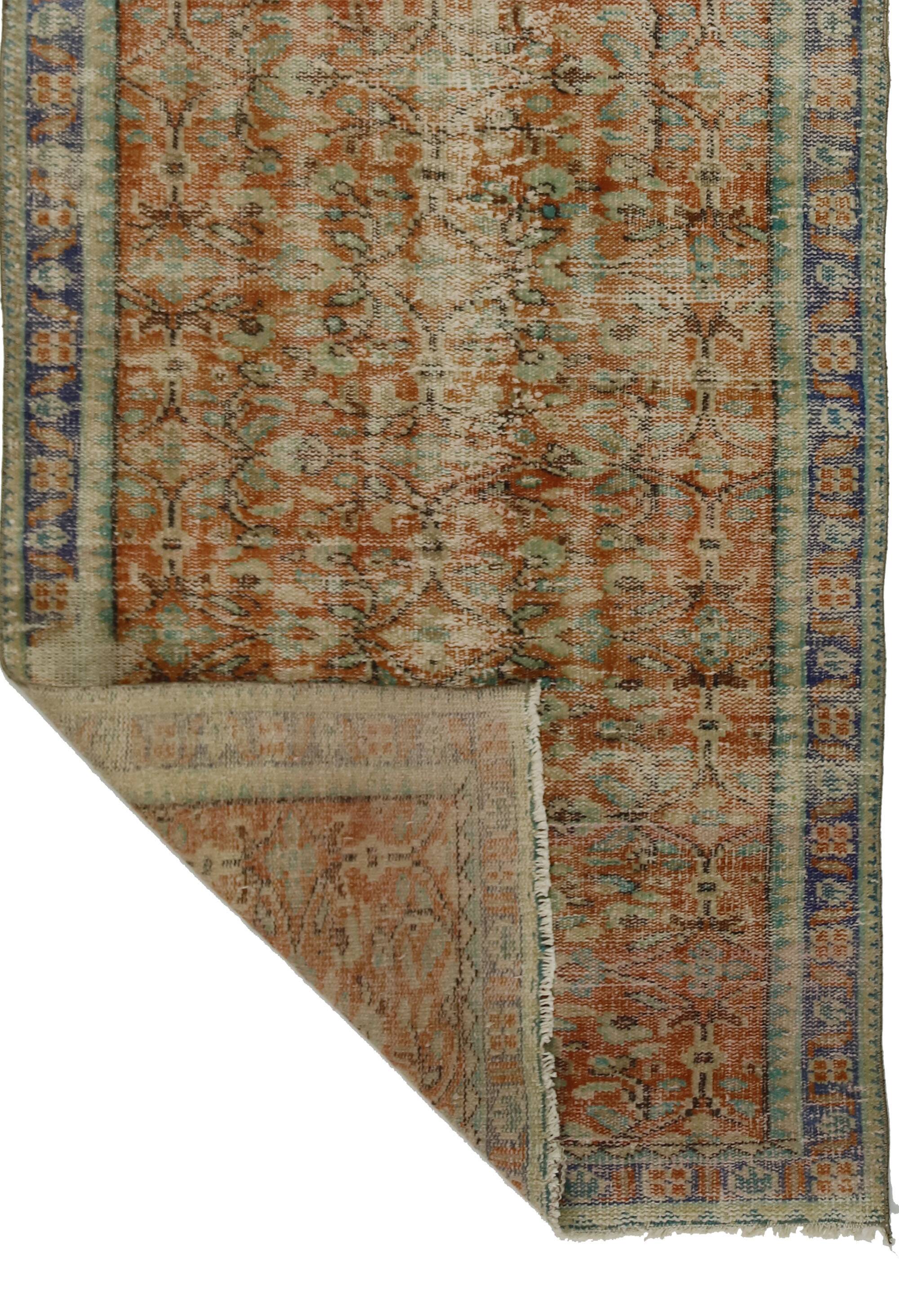 Tapis Oushak Ancien en Longueur – Couleurs Terre & Bleu, 104 x 260 cm