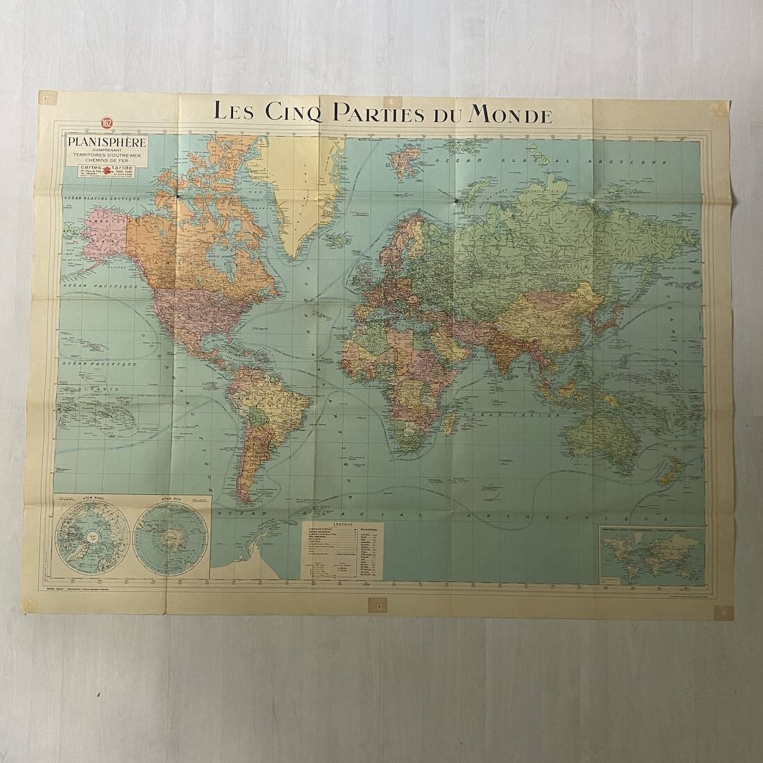 Planisphère mappemonde Taride vintage 1976