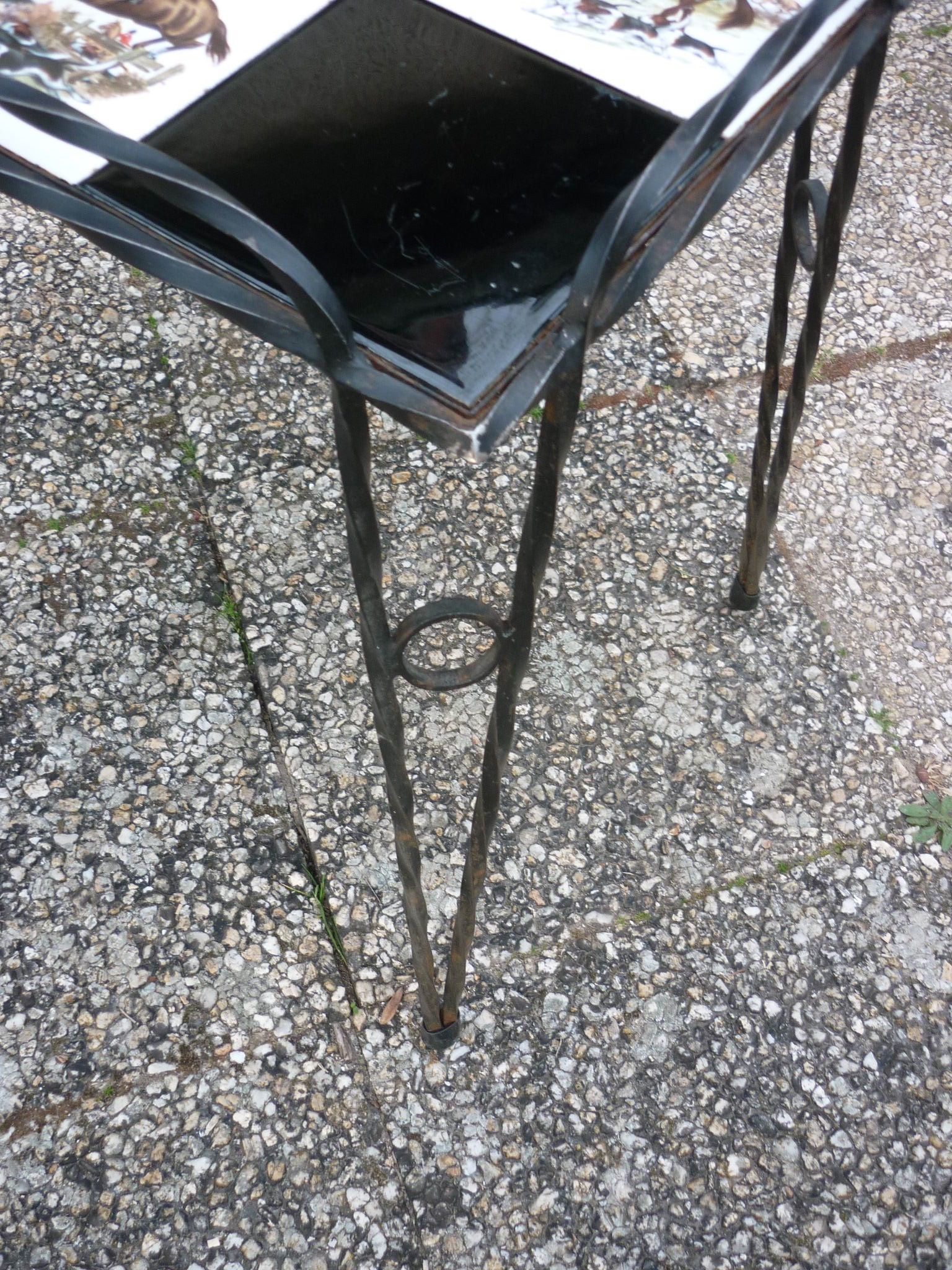 Table basse en fer forgé carrelée vintage