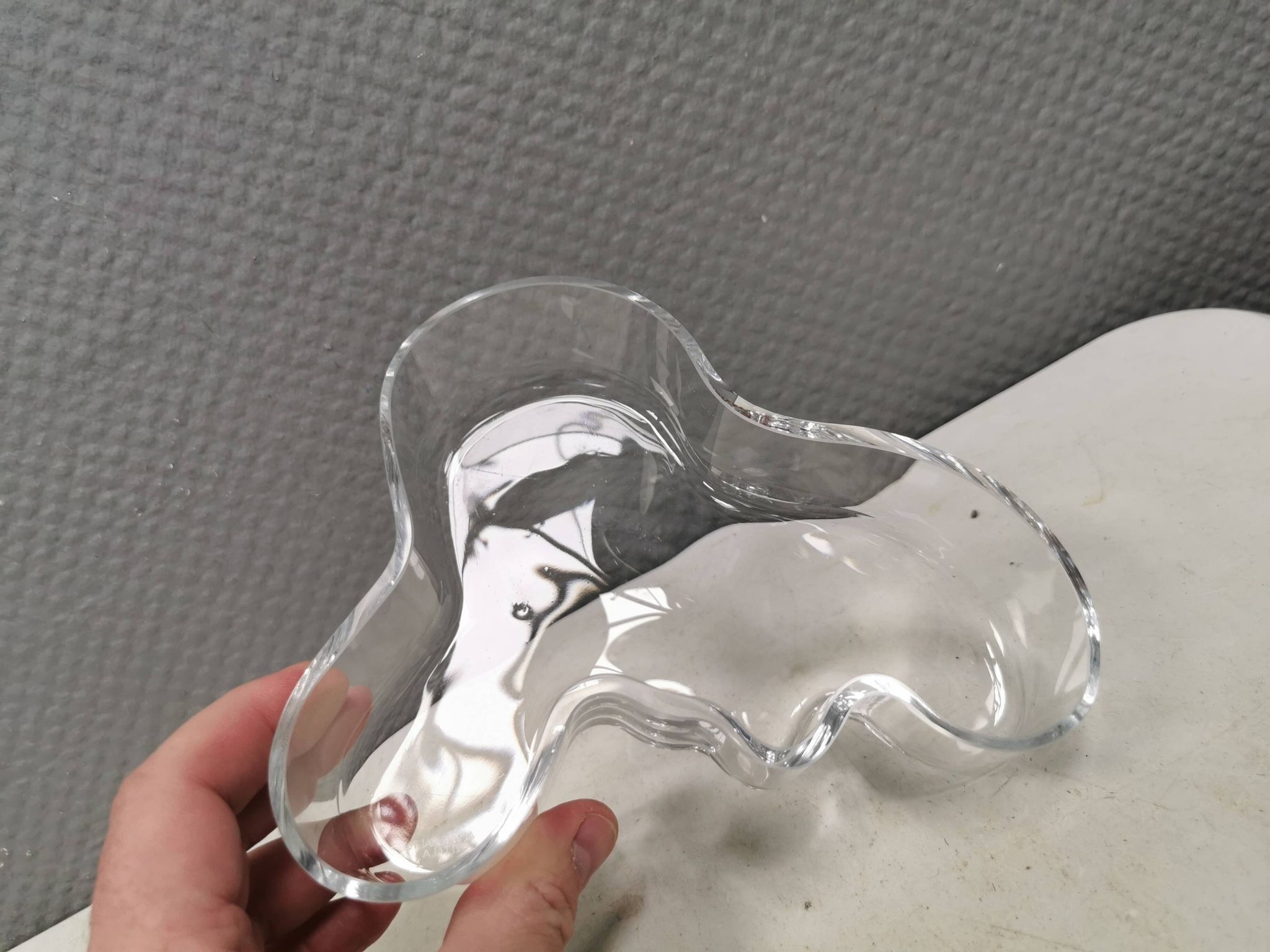 Stylish Alvar Aalto bowl, Finland, estimated to date from the 1980s–90s
