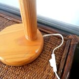 Scandinavian articulated lamp in pine and opaline