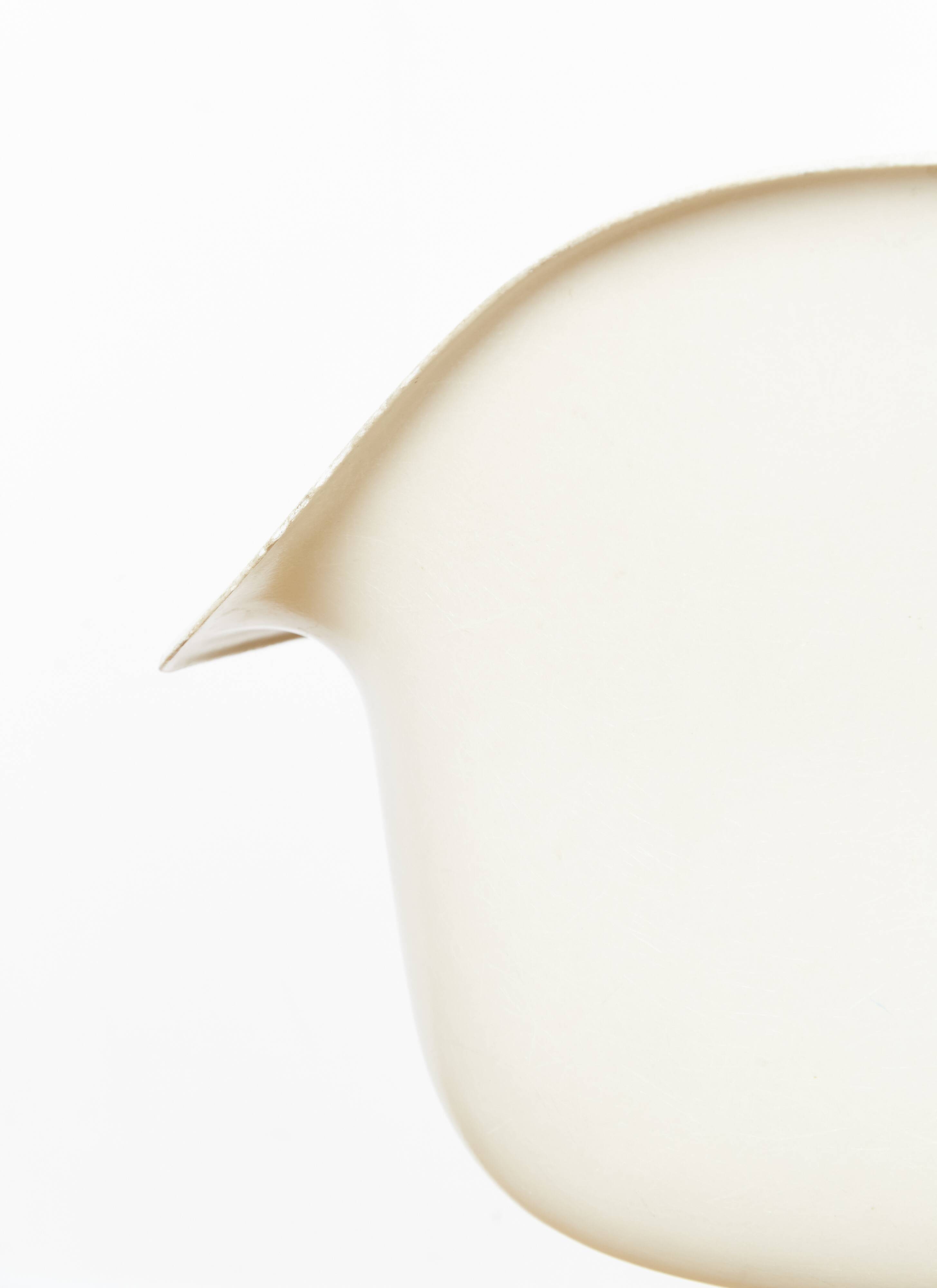 Off-White La Fonda Fiberglas Chair by Charles & Ray Eames for Herman Miller