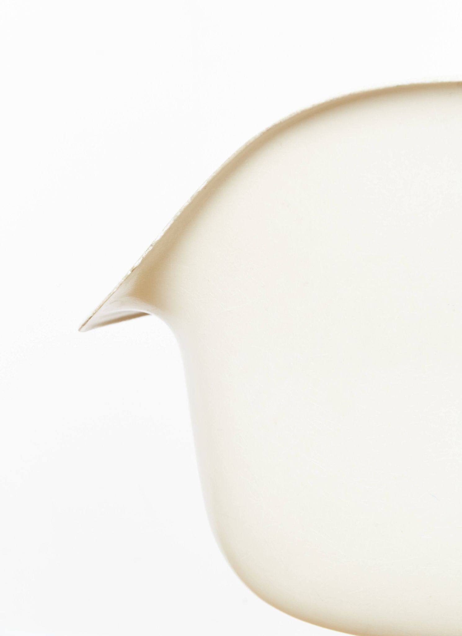 Off-White La Fonda Fiberglas Chair by Charles & Ray Eames for Herman Miller