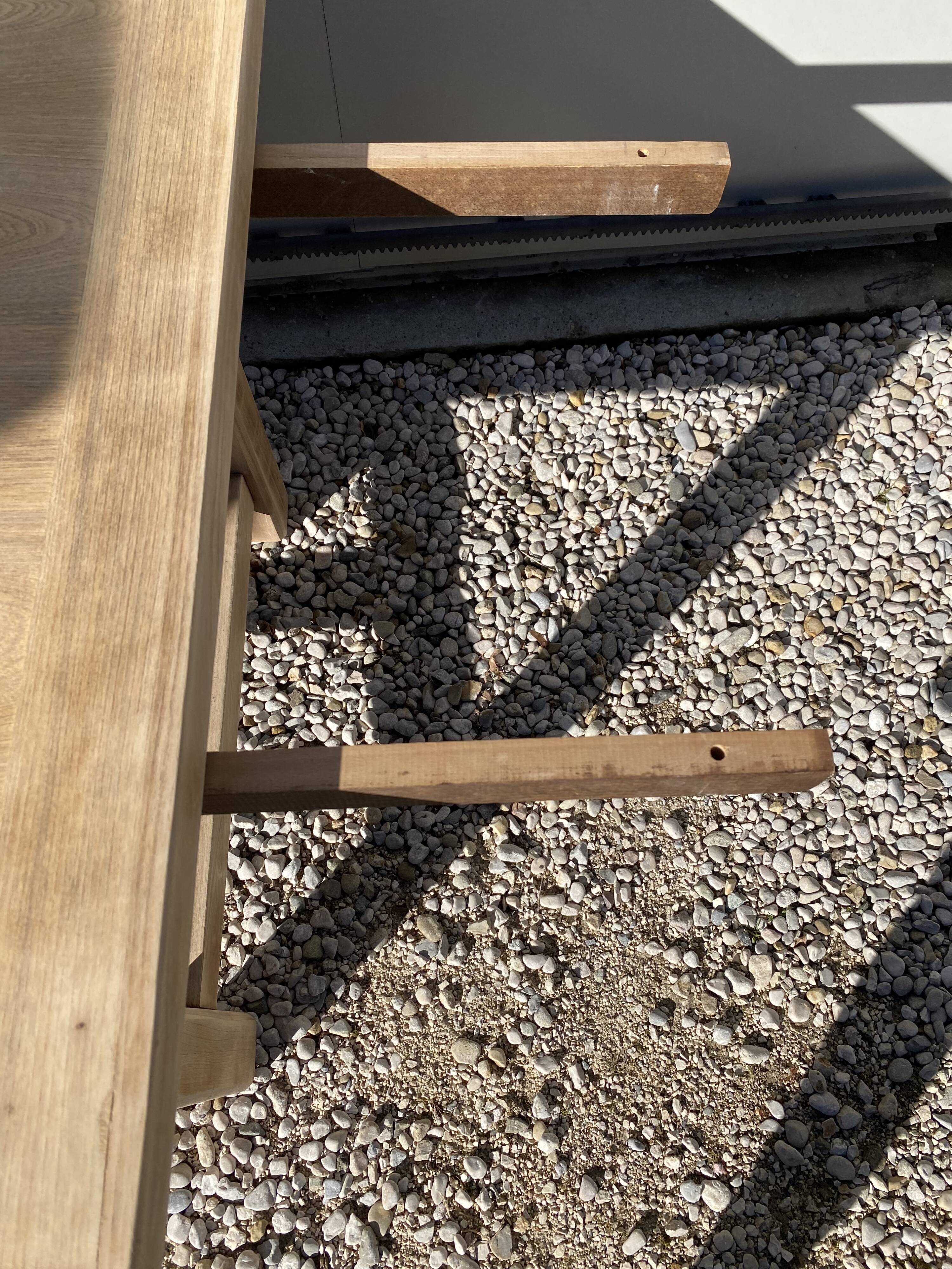 Table de ferme poncée 176 cm