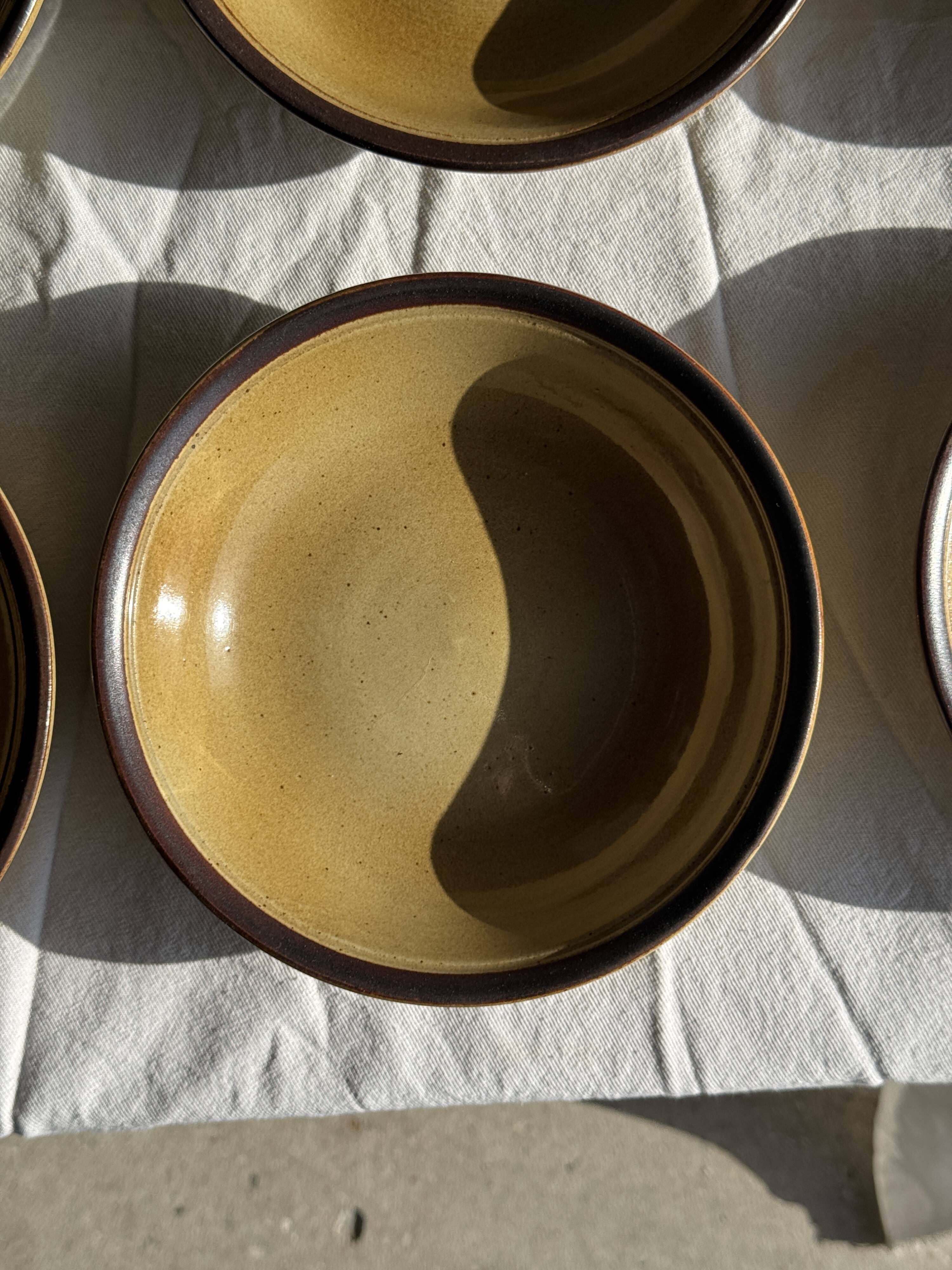 Set of 8 brown-rimmed stoneware deep plates Atelier Saint Simon D19.5