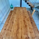 Table en bois massif neuve avec deux bancs - 2 mètres (200x90x5,5cm)