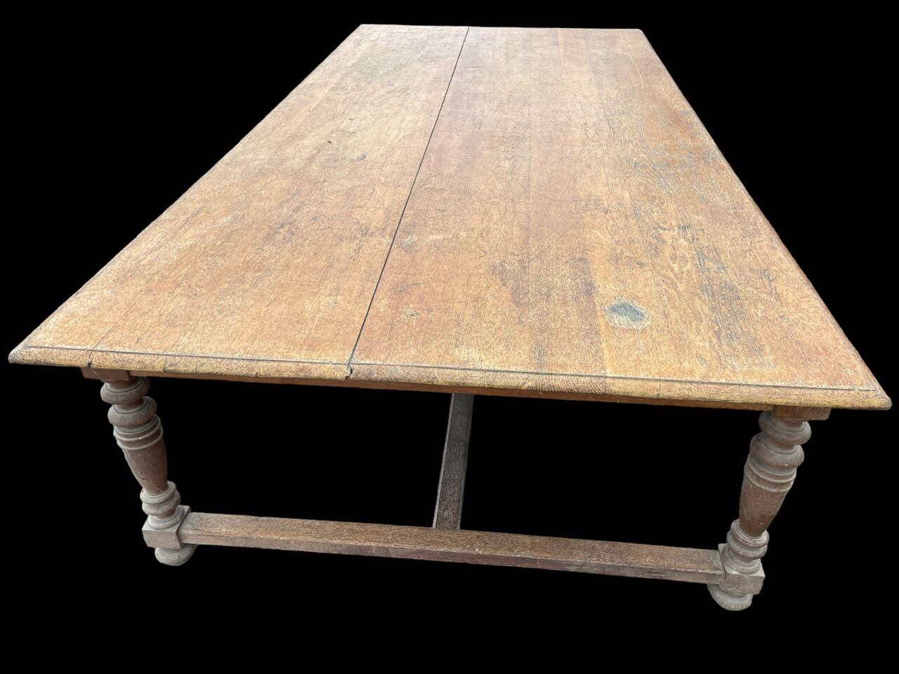 Oak table of a 19's provencal castle
