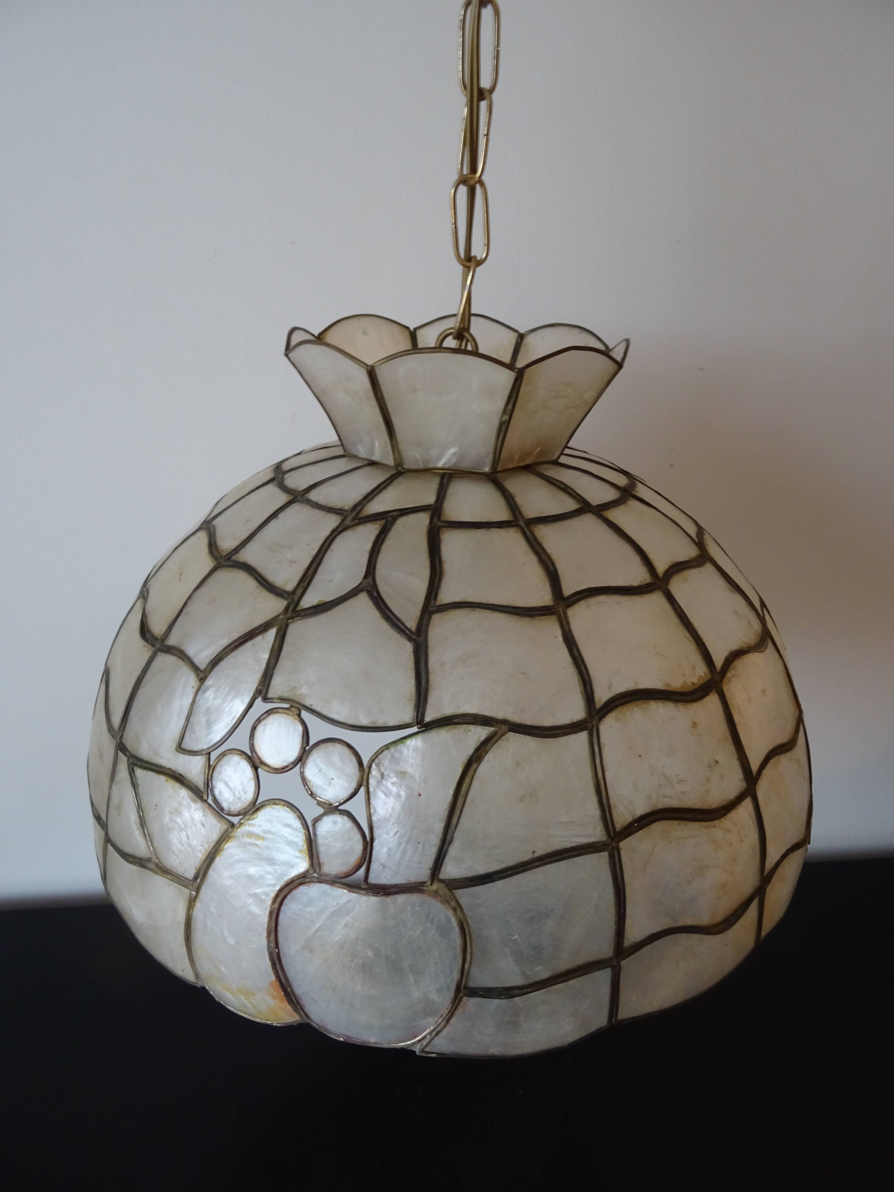 Vintage mother-of-pearl suspension year 70