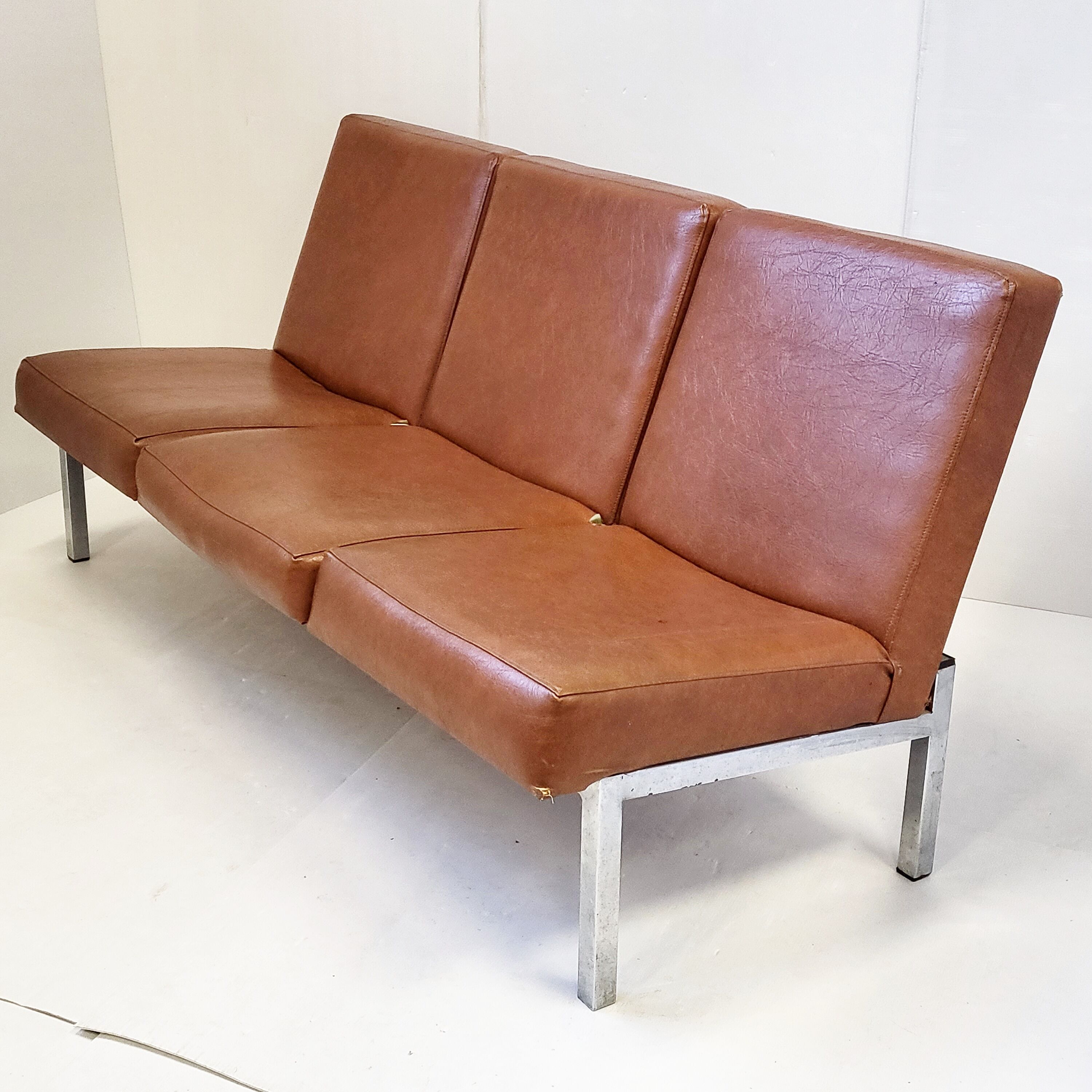 Vintage 3-seater sofa 1960
