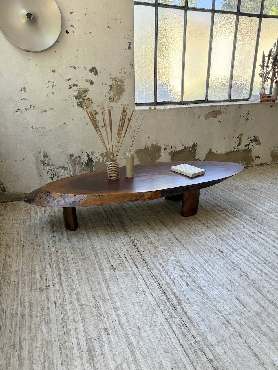 Table basse années 50 plateau bois exotique XXL