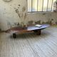 Table basse années 50 plateau bois exotique XXL