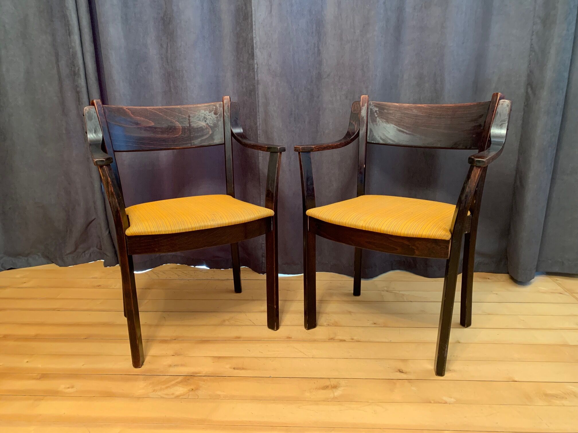 Quatre chaises Gemla Möbler AB Suède 1981