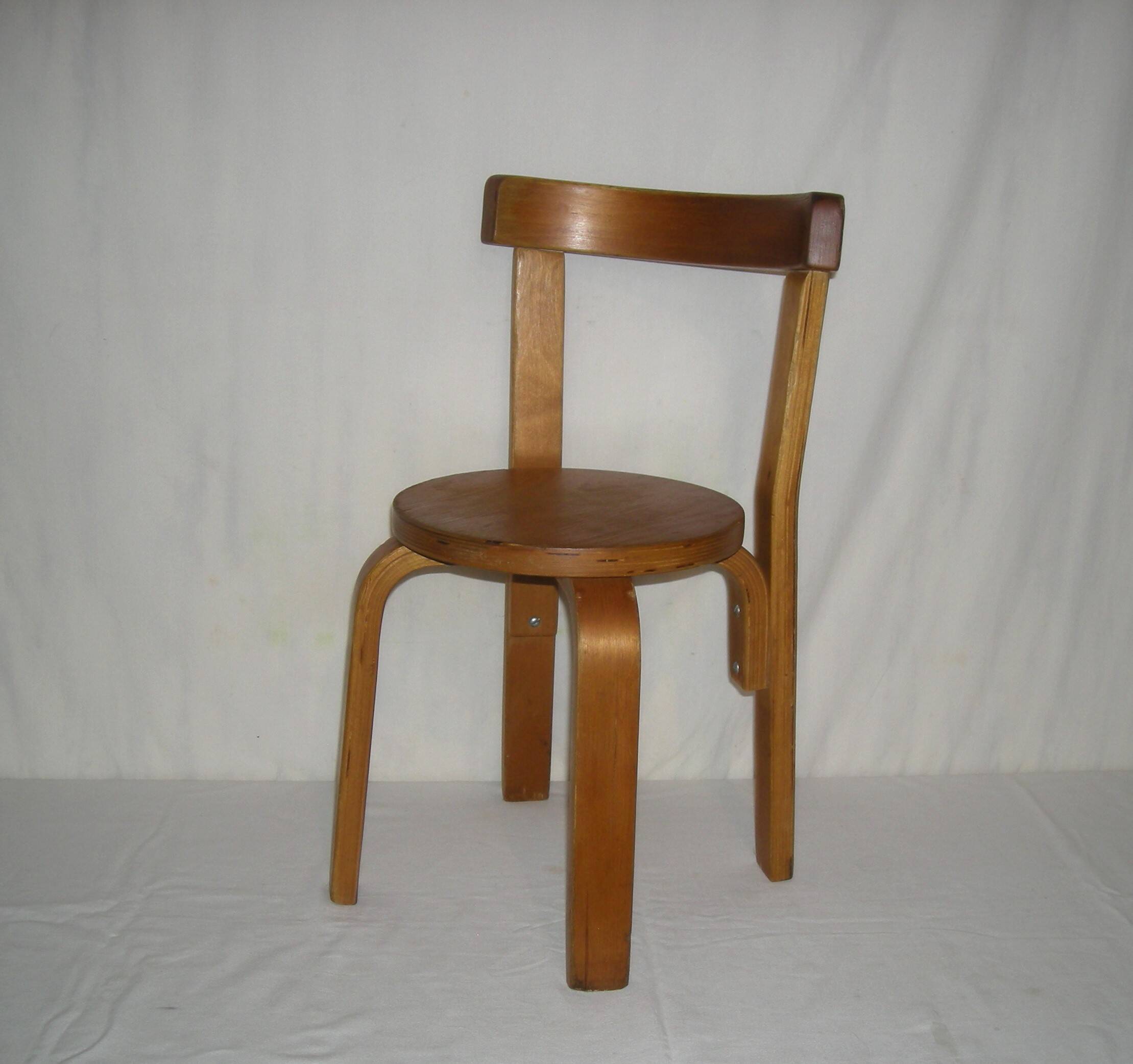 Chaise enfant Alvar Aalto
