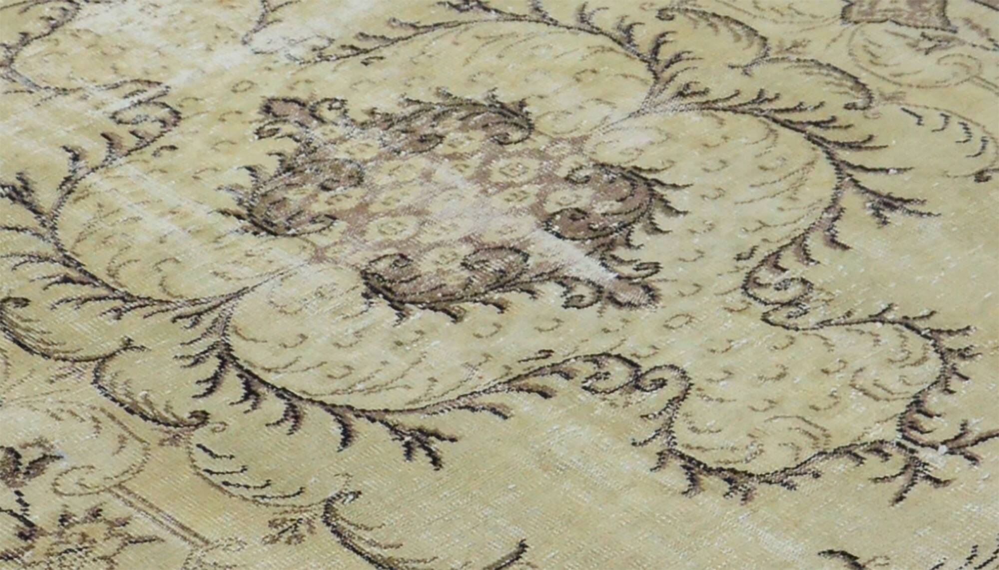 Turkish Anatolian Handmade Vintage Rug 288 cm x 178 cm