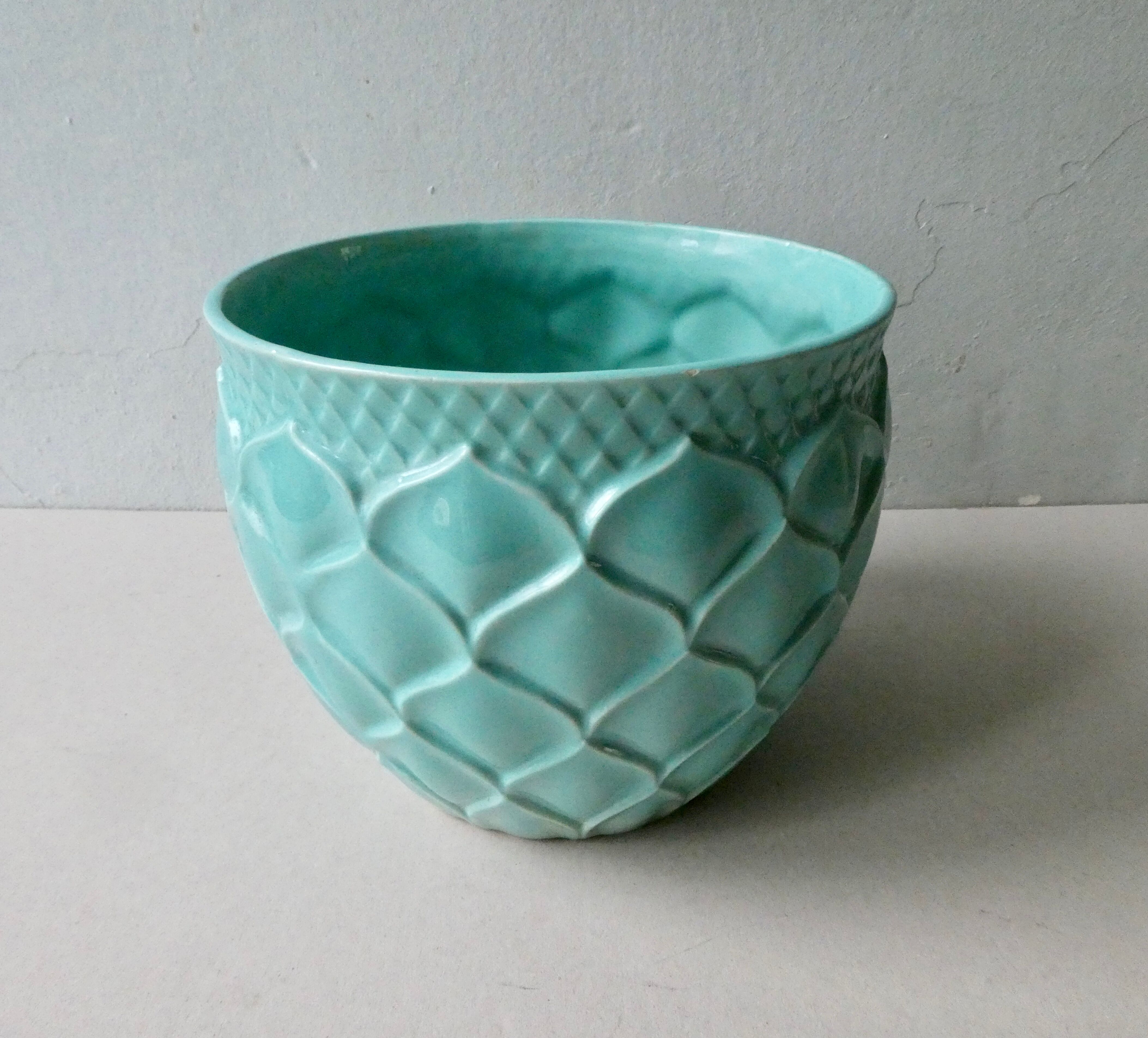 Ceramic pot cover Saint Clément France, artichoke model