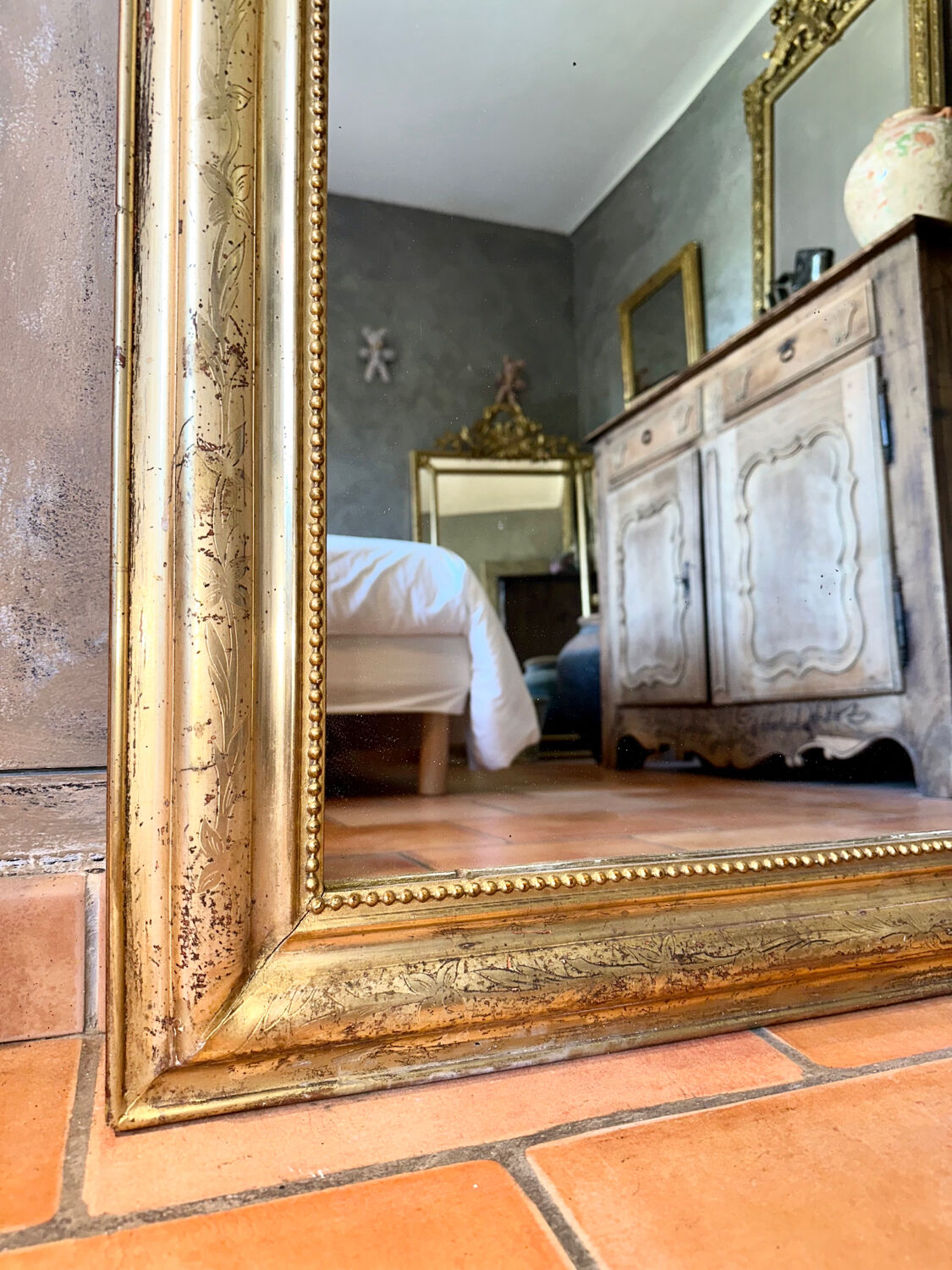 Miroir ancien Louis-Philippe à fronton