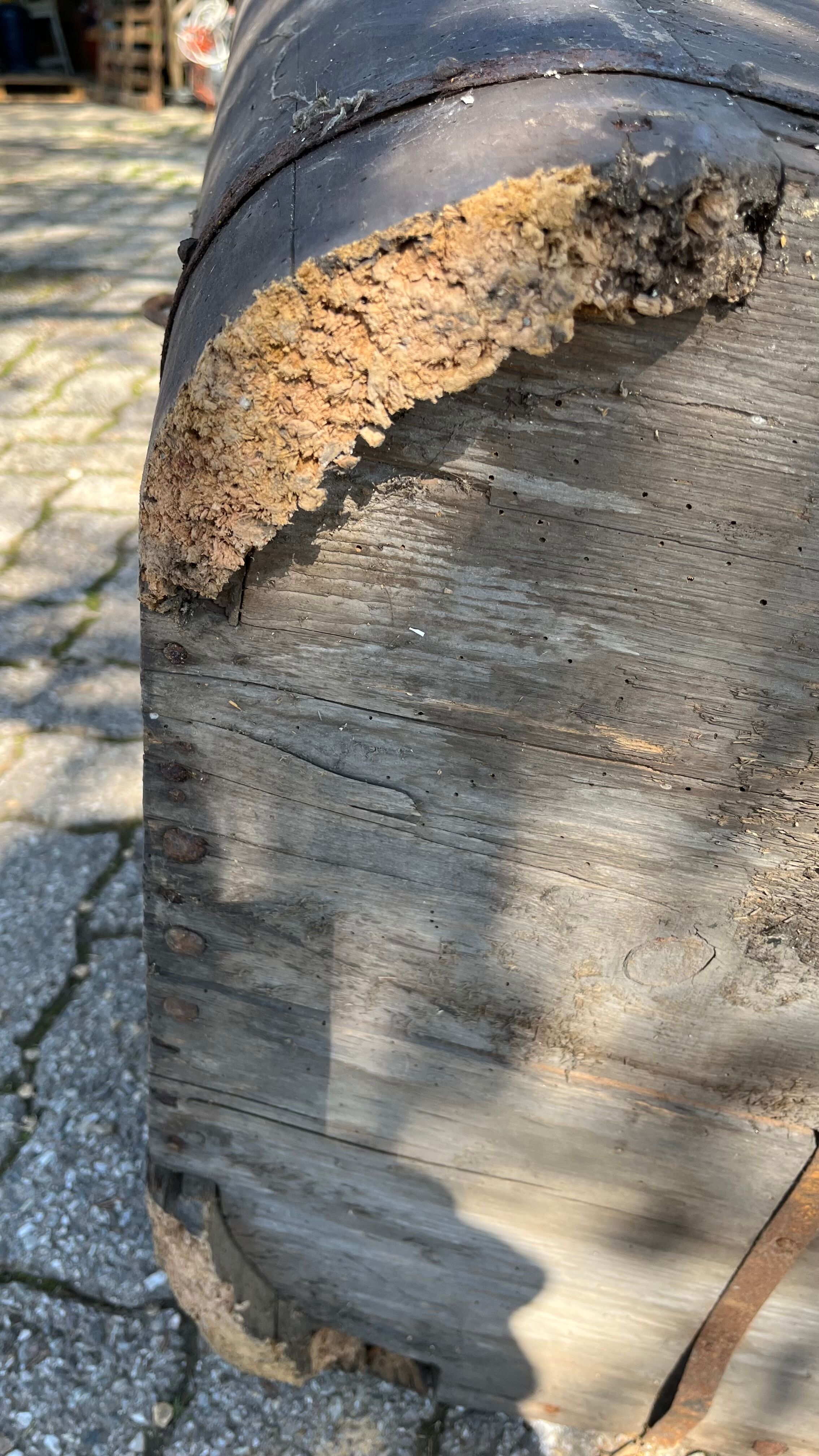 Bathtub 19th wood and zinc