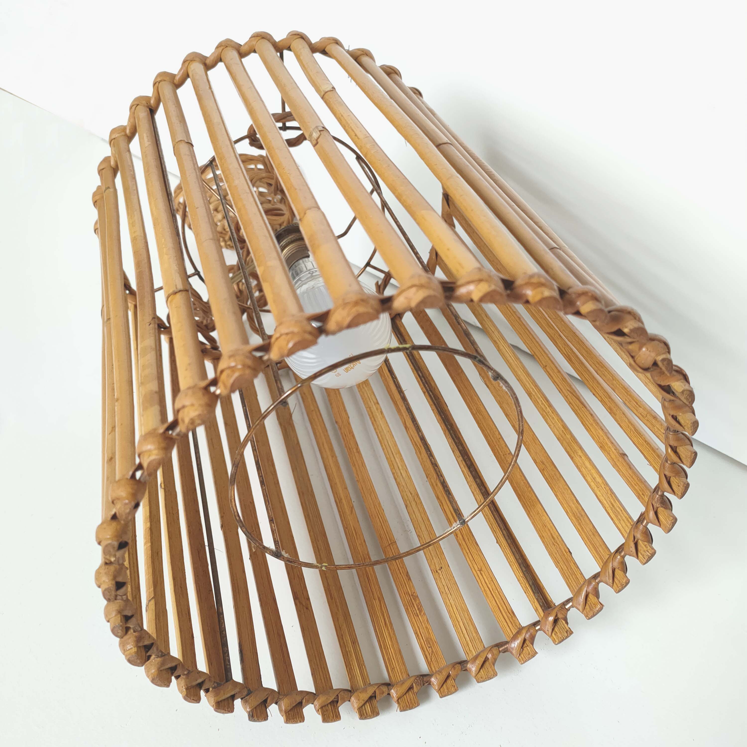 Rattan suspension