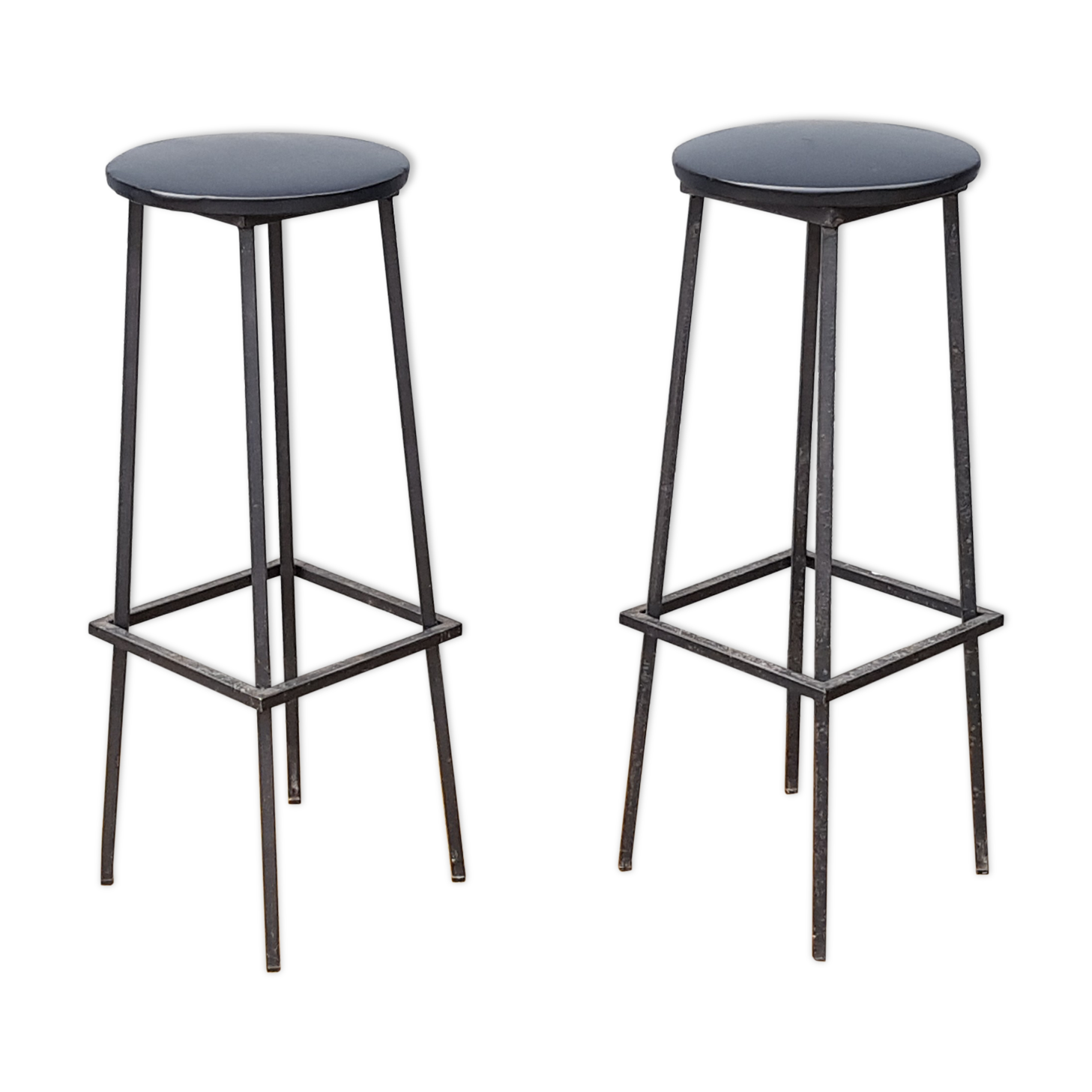 Set of 2 metal stools