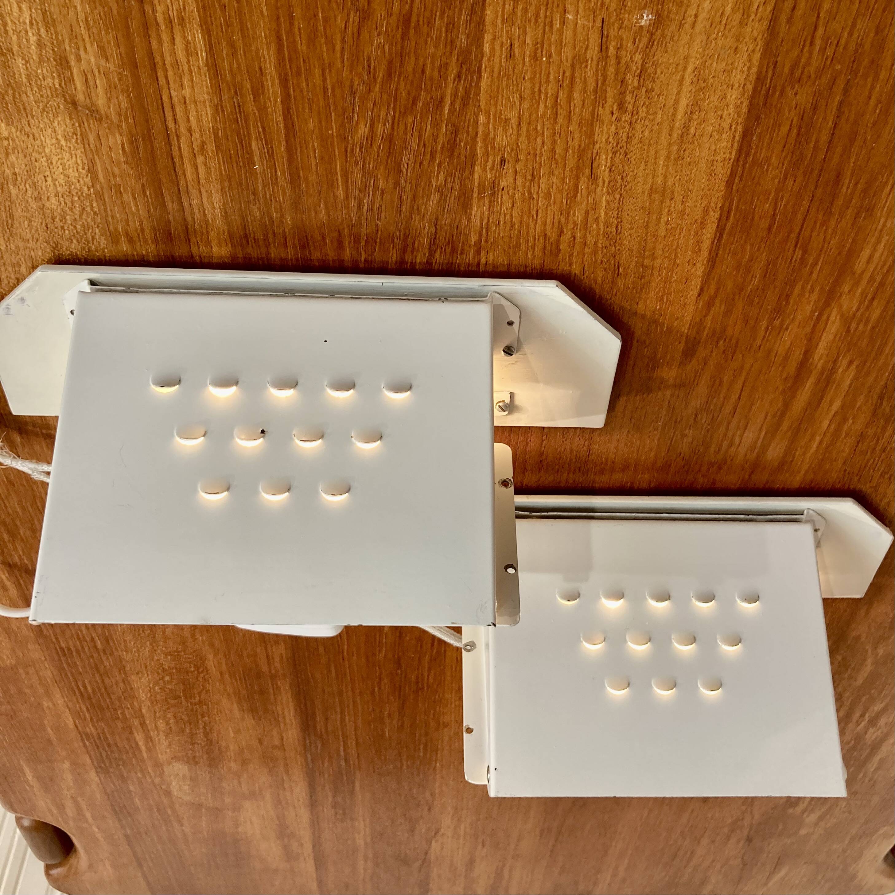 PAIR OF INDUSTRIAL WALL LIGHTS SCANDINAVIAN DESIGN 1950.